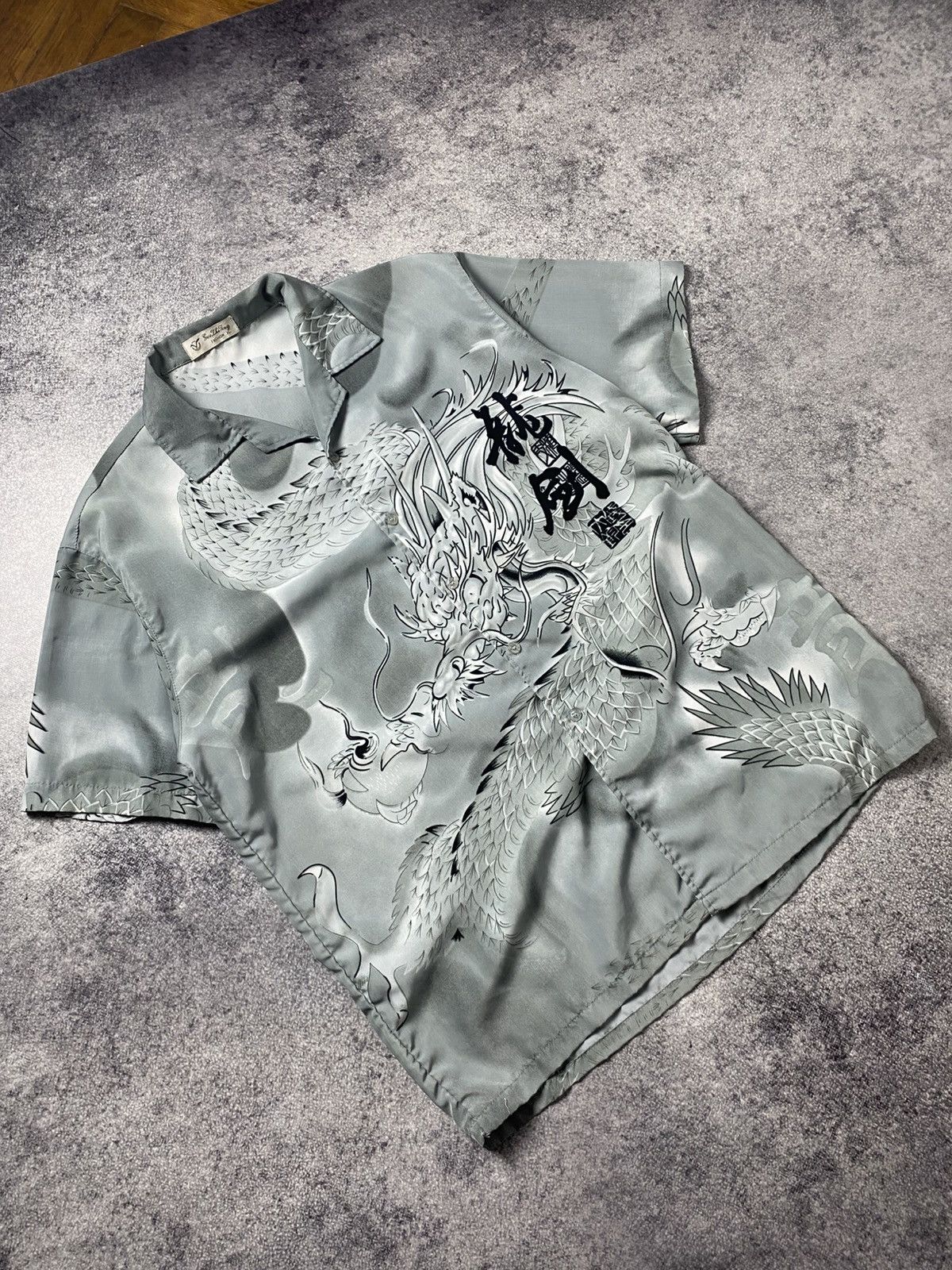 Japanese Brand Hawaiian dragon shirt Size US XL / EU 56 / 4 - 1 Thumbnail