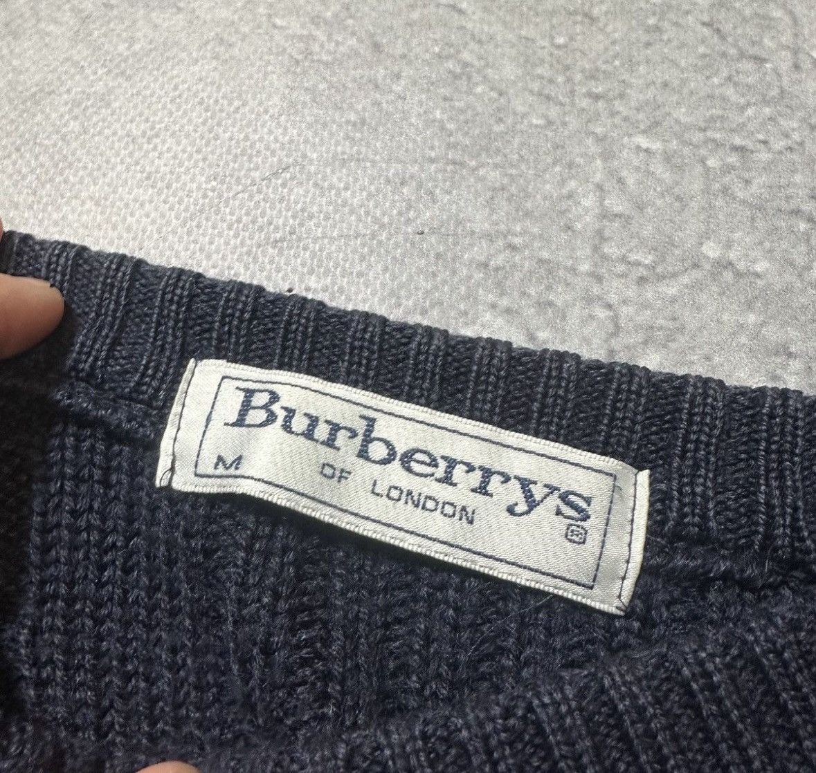 Burberry × Vintage Unique Vintage 90’s burberrys knitted sweater big logo Size US M / EU 48-50 / 2 - 6 Thumbnail