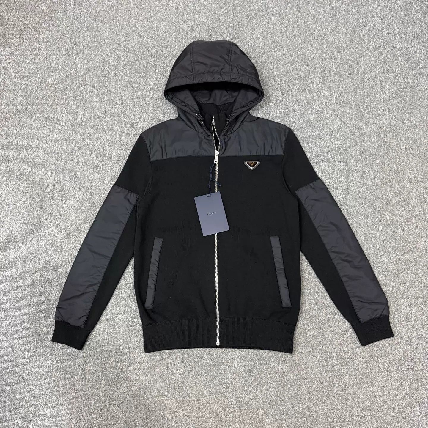 PRADA Art. SGV730 ジャケット Tg. 48 Designer × Luxury × Prada Prada SGV730 Black Nylon Zip GORE-TEX