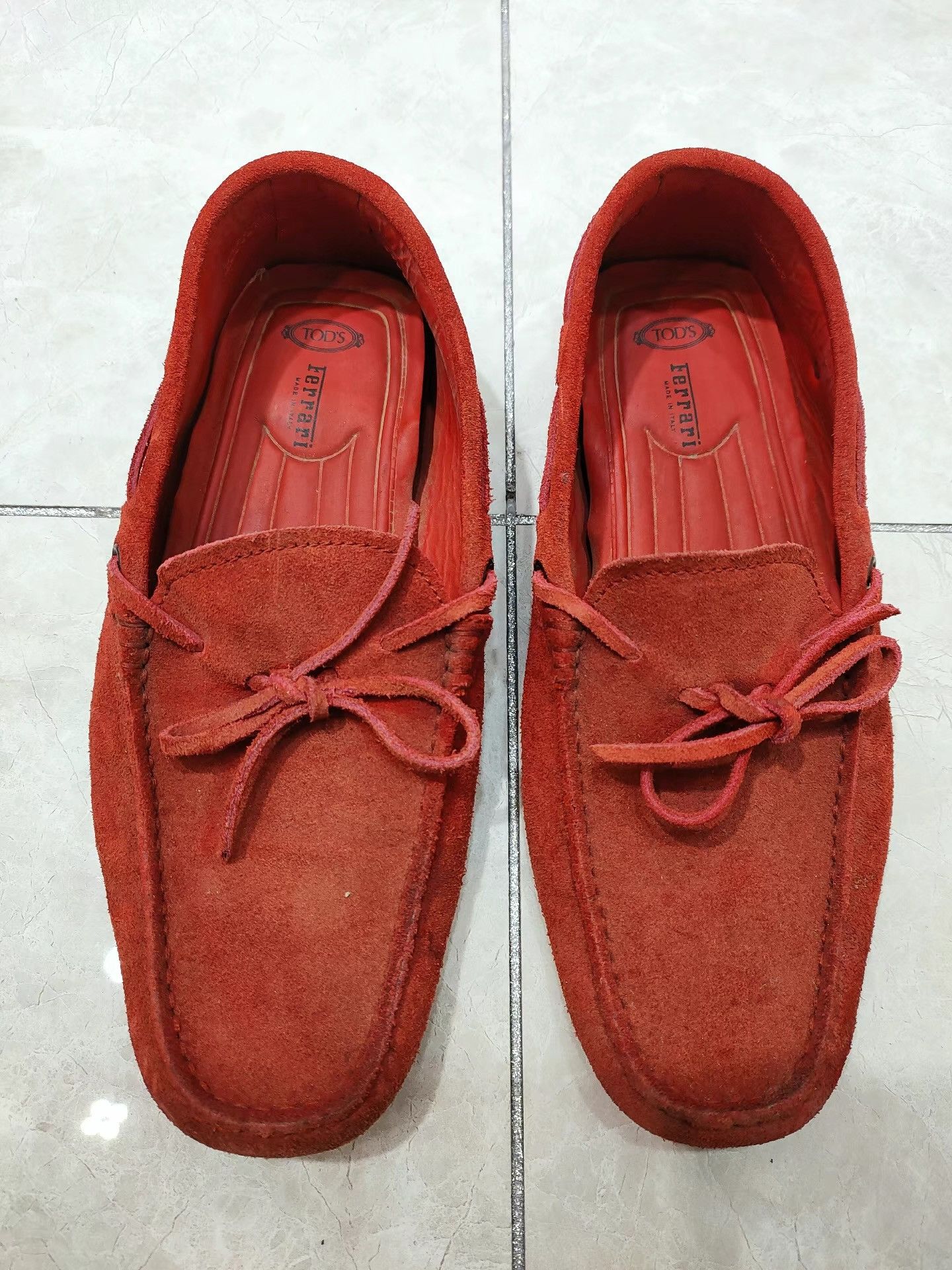 Tod's Tods x Ferrari Gommino Leather Loafers K29 Size US 5.5 / EU 38 - 1 Thumbnail