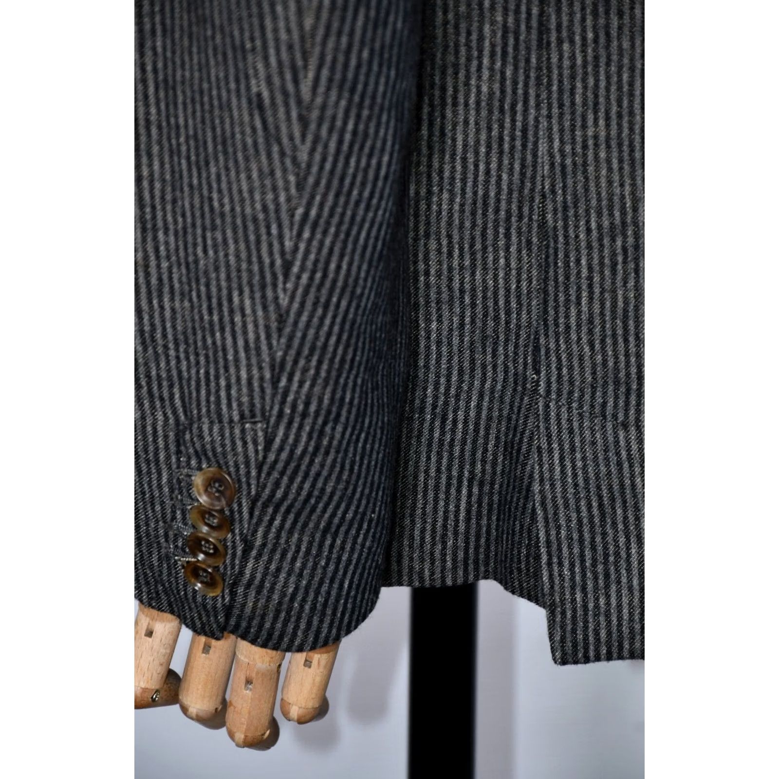 Diesel Diesel Blazer Jacket Mens XL Black Gold Jiuffrida Linen Wool 48% Linen 32% Wool 20% Nylon Striped XL Black Gold Blazer Jacket Mens Size 46R - 7 Thumbnail