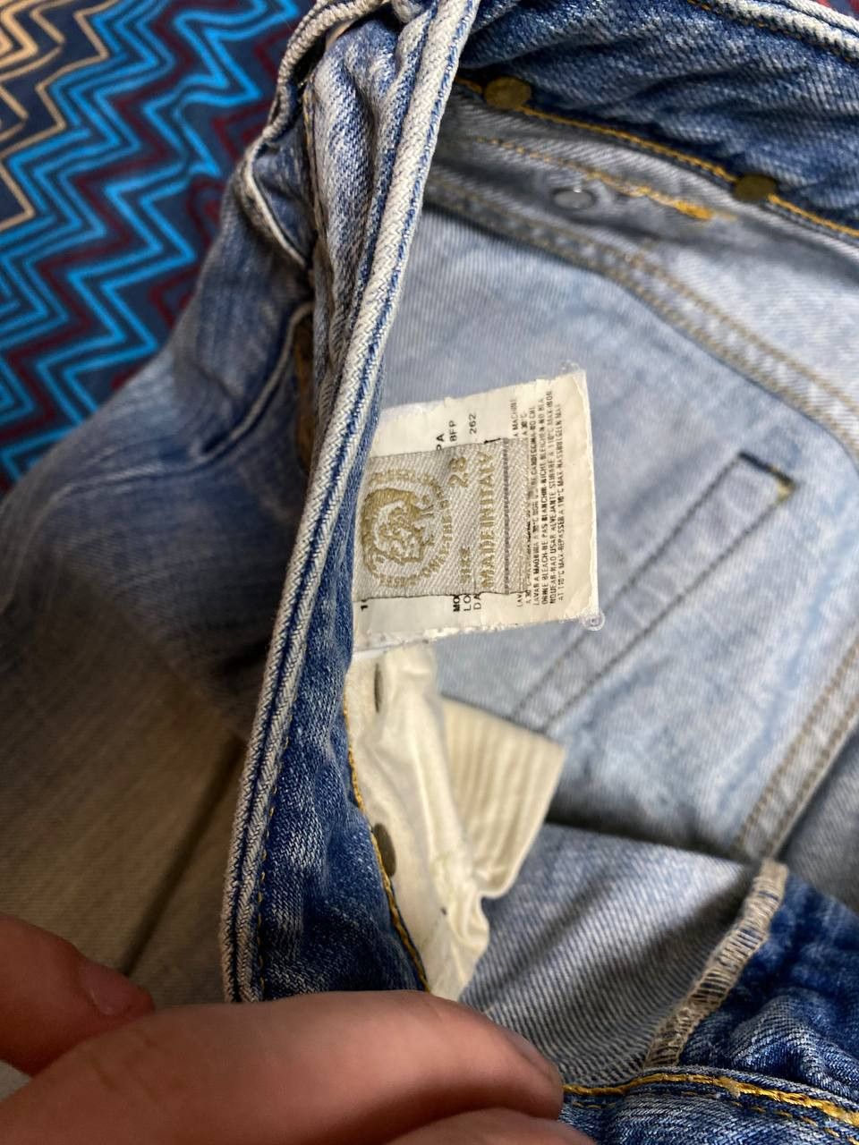 Diesel × Vintage Vintage Y2K Diesel jeans denim faded stretwear style size 28 Size 28" / US 6 / IT 42 - 3 Thumbnail