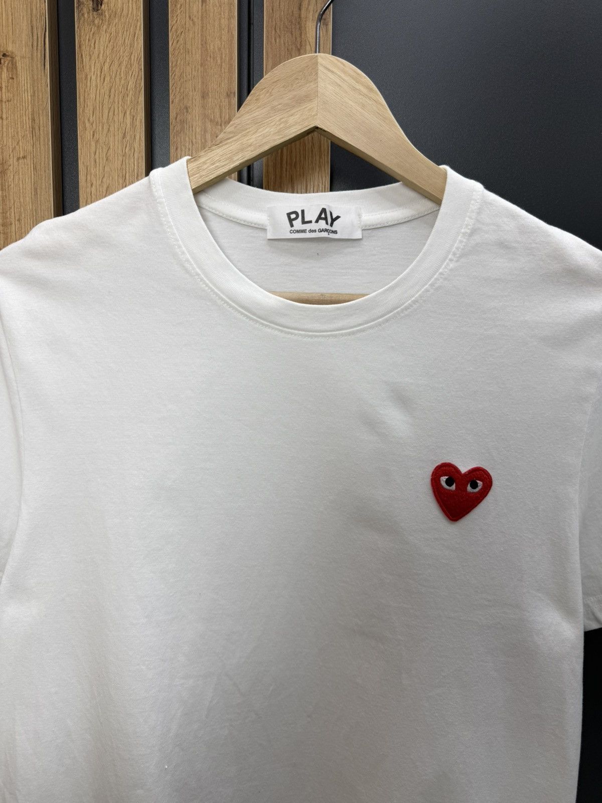Comme des Garcons PLAY Comme des Garcons Play White Heart Logo T Shirt Size US S / EU 44-46 / 1 - 2 Thumbnail