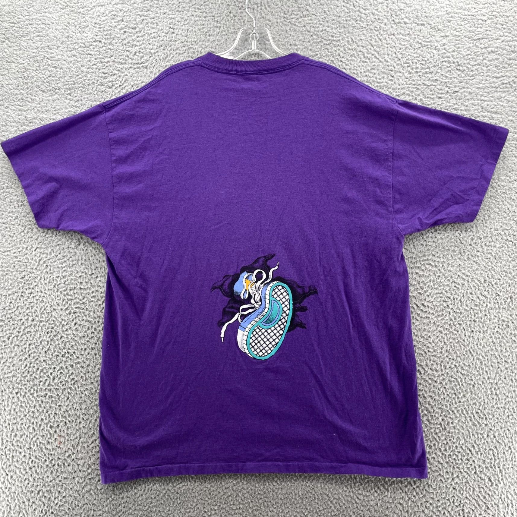 Delta VINTAGE Delta T-Shirt XL Purple Sportswear Tweety Retro 90's USA Made Graphic Print Size US XL / EU 56 / 4 - 6 Thumbnail