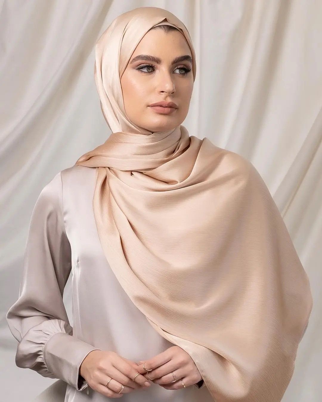 Other Premium Rose Gold Satin Rectangle Womens Hijab Scarf Size ONE SIZE - 1 Thumbnail