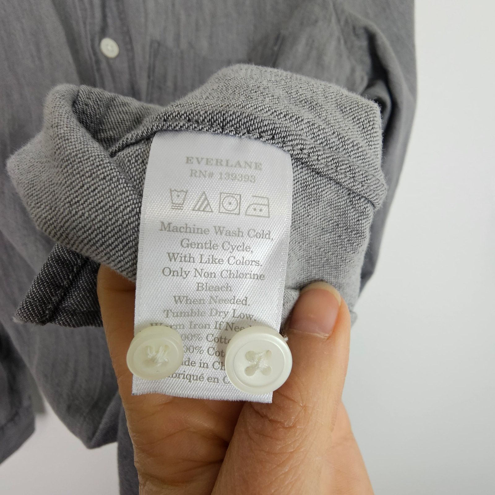 Everlane Everlane Shirt Light Gray Button Down Long Sleeve Shirt XS Size US XS / EU 42 / 0 - 7 Thumbnail