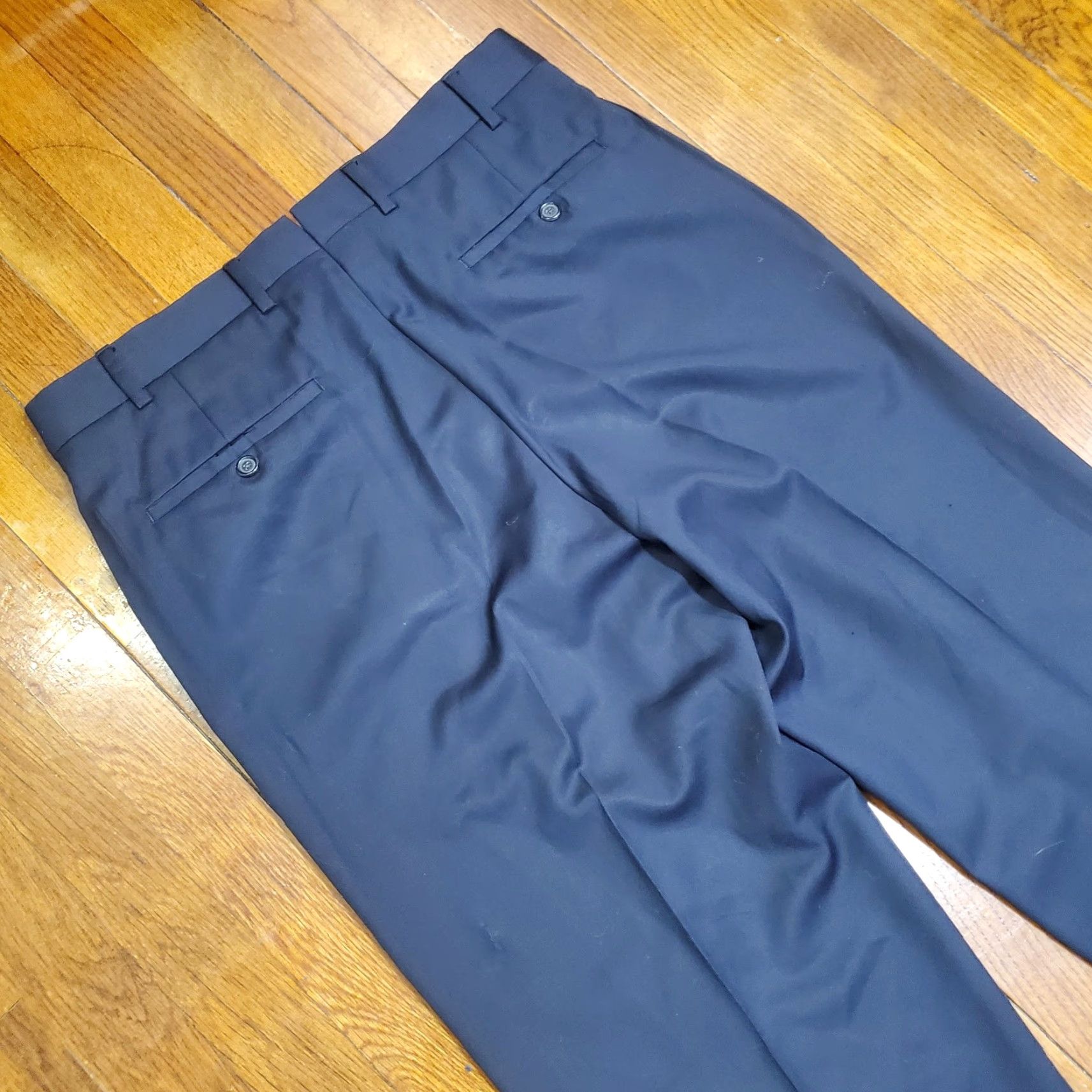 Brooks Brothers Brooks Brothers Country Club Dress Pants Mens 34x29 Navy Wool Pleated Cuffed Dress Pants Men 34 Navy Wool Pleated Cuffed Size US 34 / EU 50 - 3 Thumbnail
