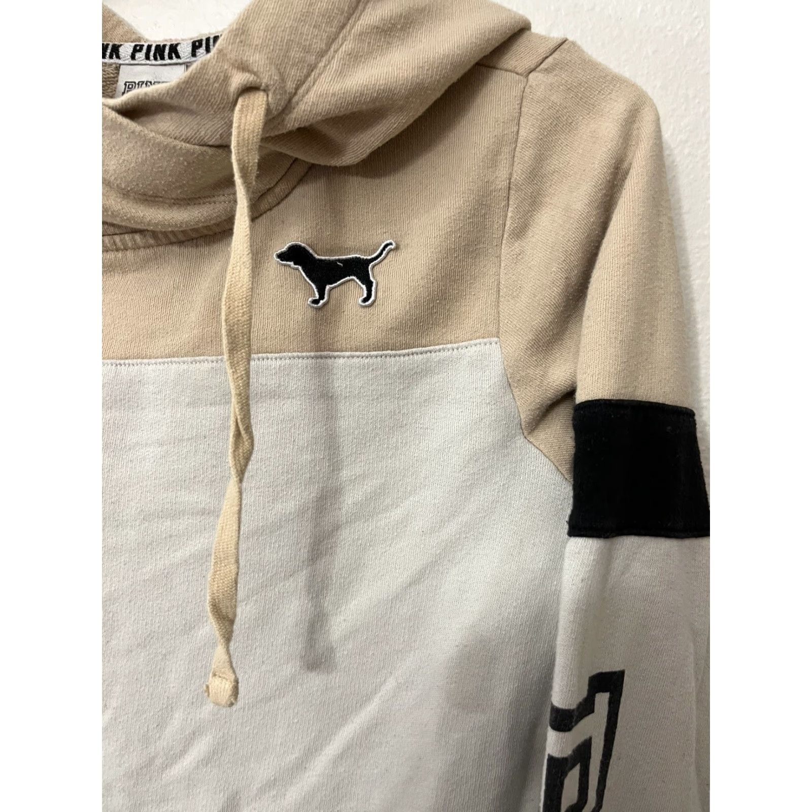 Pinko PINK Victoria’s Secret Y2K Sweats Logo Hoodie XS Top Beige White White Colorbloc Size XS / US 0-2 / IT 36-38 - 4 Thumbnail