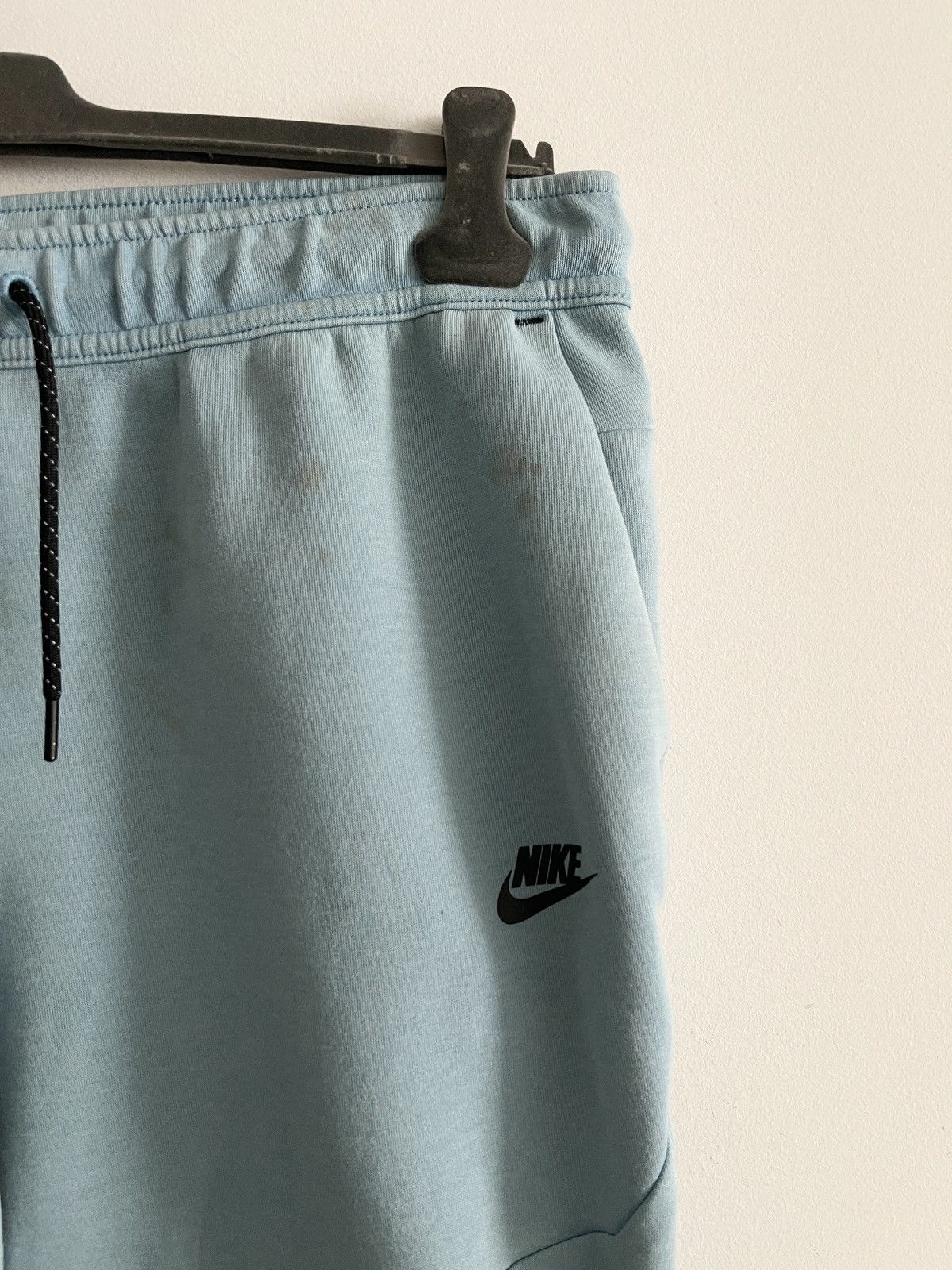 Nike STEAL! 2000s Nike Tech Fleece Classic Logo Sweatpants Size US 34 / EU 50 - 2 Thumbnail