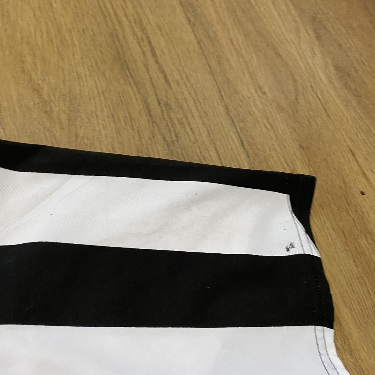 Nike 2005-06 Juventus Nike 90 Home Special Edition y2k 2000s Size US L / EU 52-54 / 3 - 7 Thumbnail