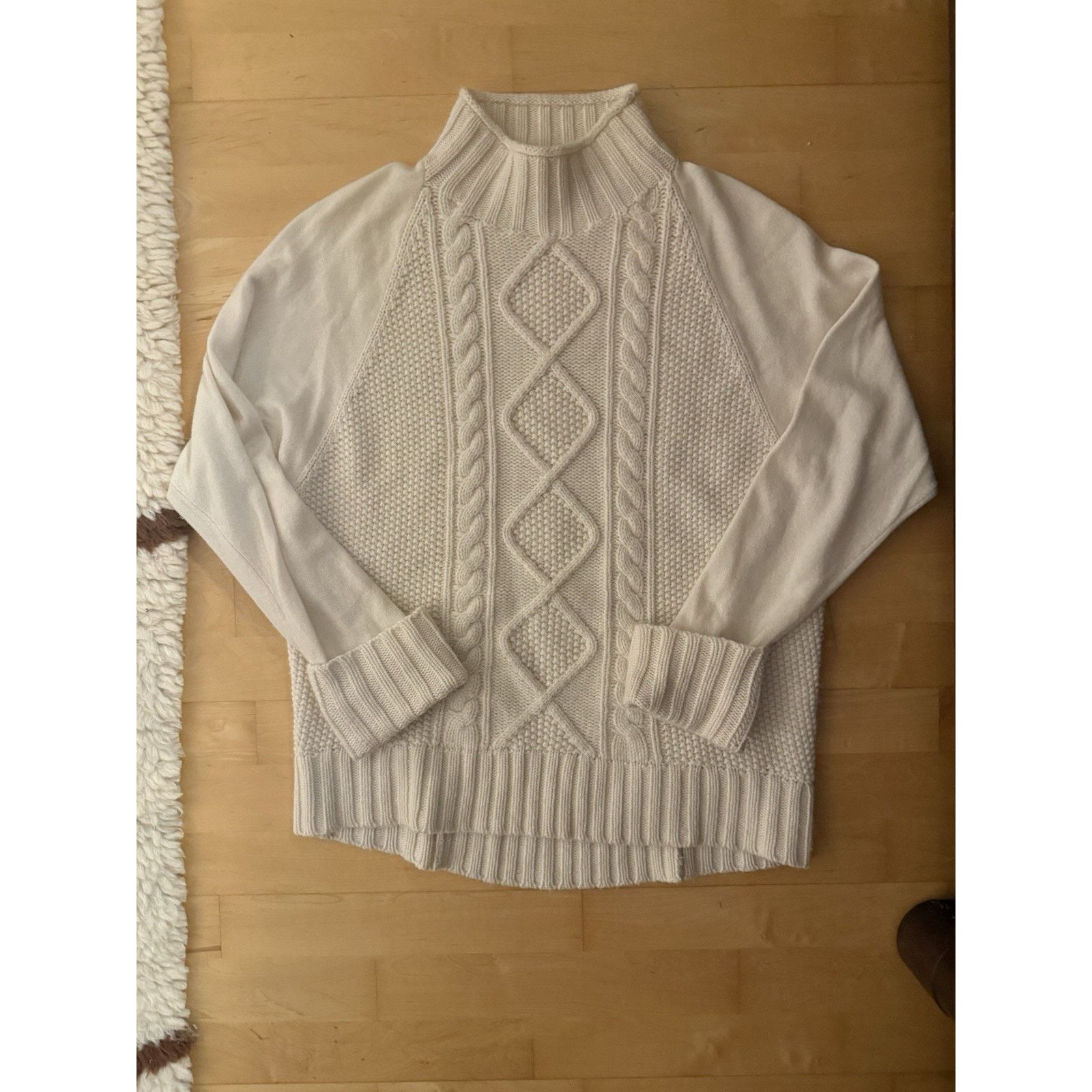 Theory Theory Easy Mock Neck Cable Knit Cashmere Ivory White Small Size S / US 4 / IT 40 - 2 Thumbnail