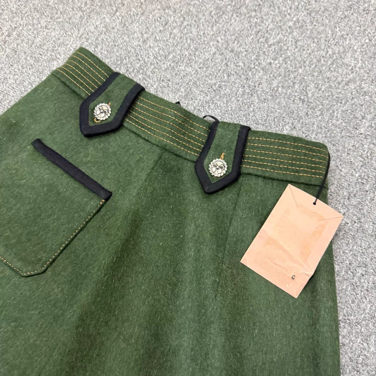 Miu Miu MIU MIU Dark Green Bow-Button WoolSkirt Women's 38 Size 26" / US 2 / IT 38 - 3 Thumbnail
