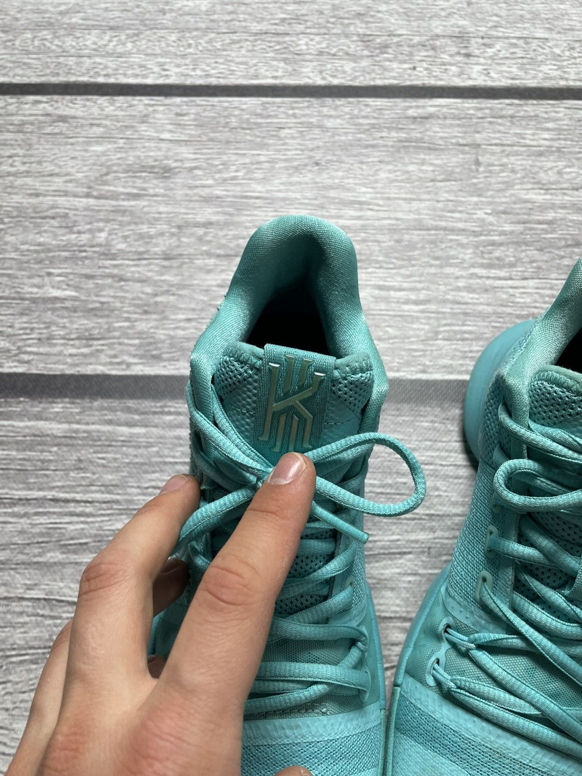 Nike Nike Kyrie 3 Aqua Tiffany Basketball sneakers Size US 8 / EU 41 - 6 Thumbnail