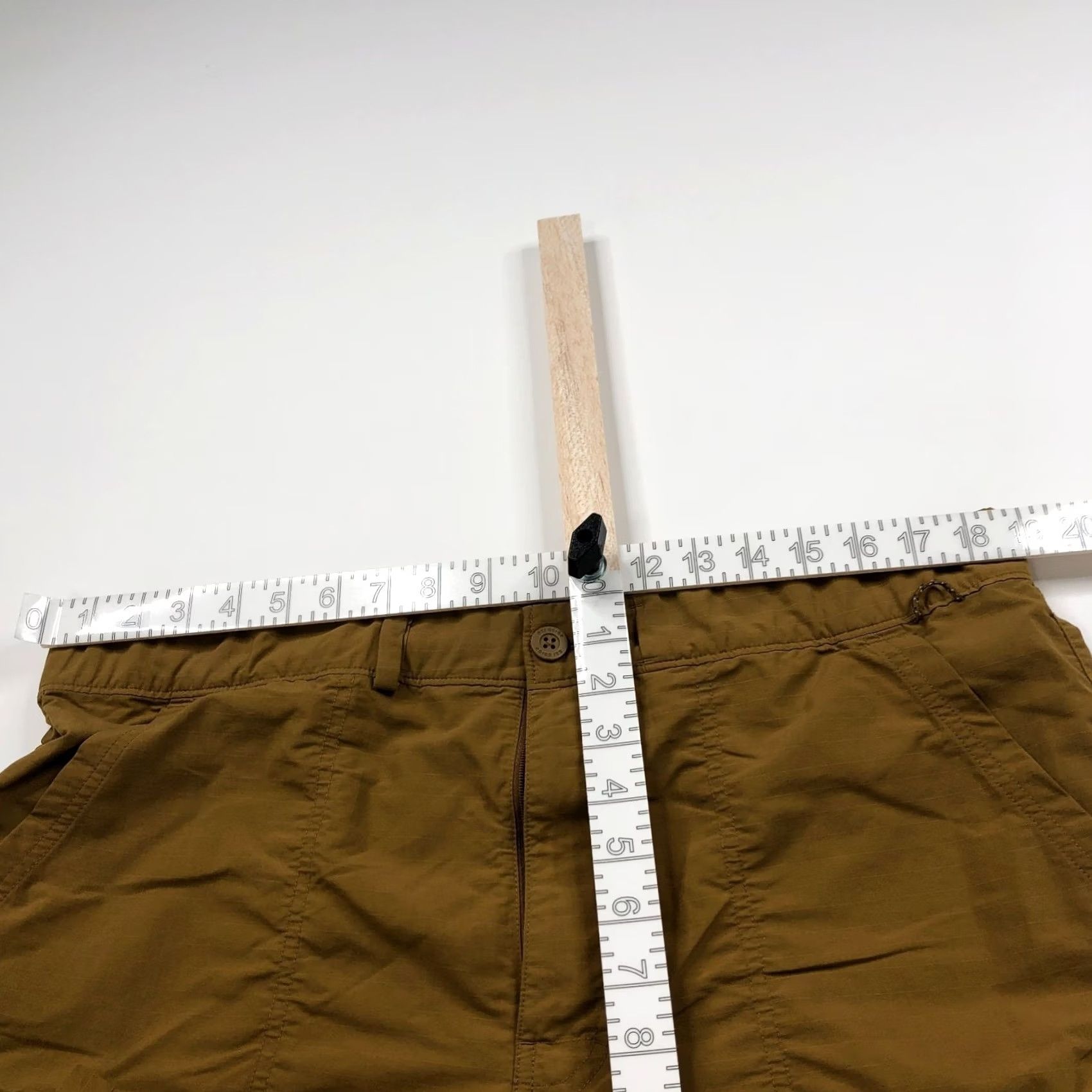 Vintage REI RipStop Large 38 In Outdoor Hiking Trek Trail Nylon 7" Shorts Brown Mens Bermuda Cargo Pockets Zipper Front Fly Size US 33 - 3 Thumbnail