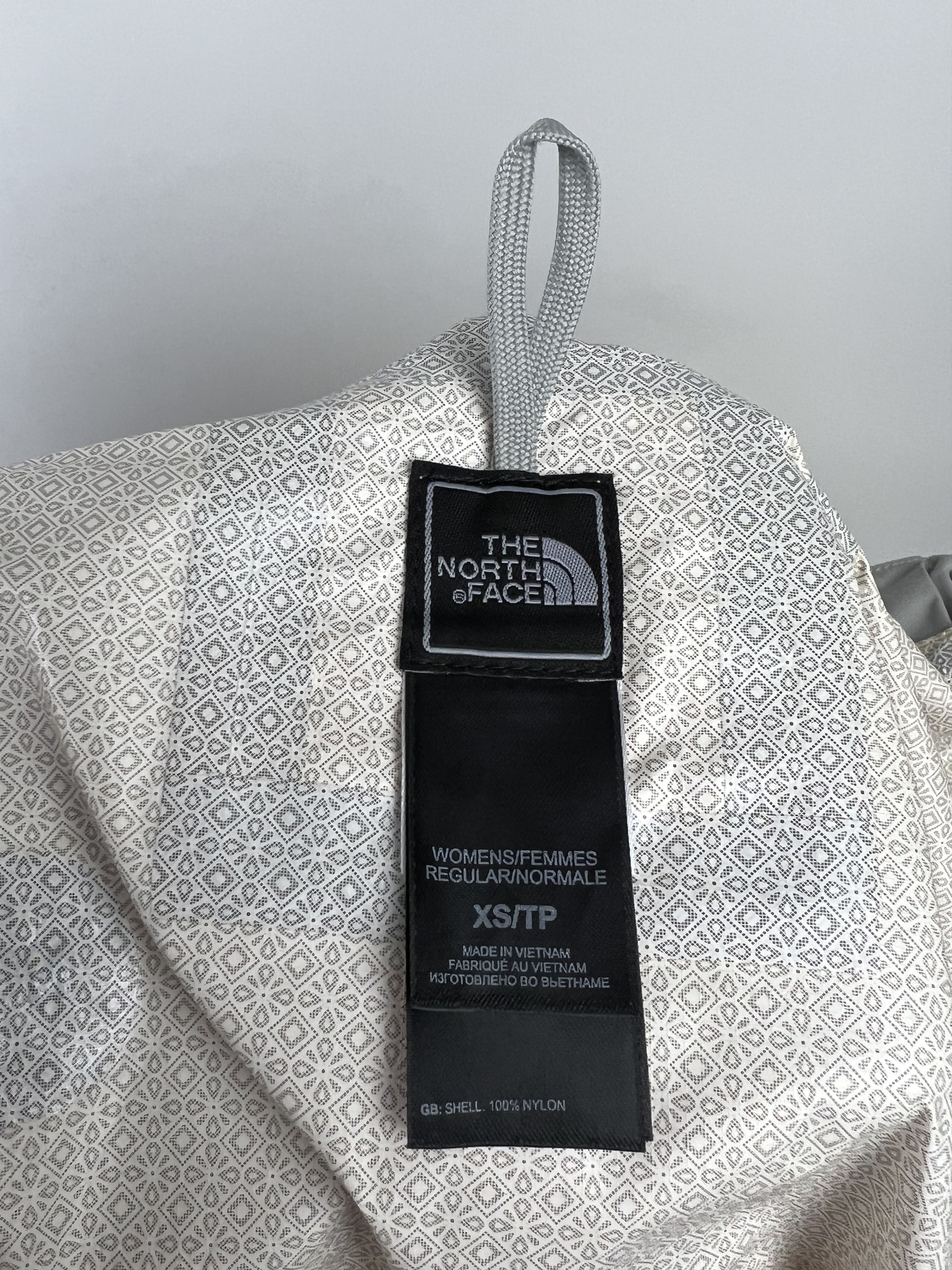 The North Face The North Face HyVent DT Lightweight Hooded Jacket XS Size XS / US 0-2 / IT 36-38 - 12 Thumbnail