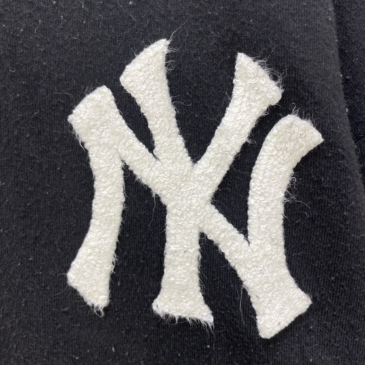 MLB 💥Vintage MLB New York Logo Crewneck Sweatshirt Size US M / EU 48-50 / 2 - 4 Thumbnail