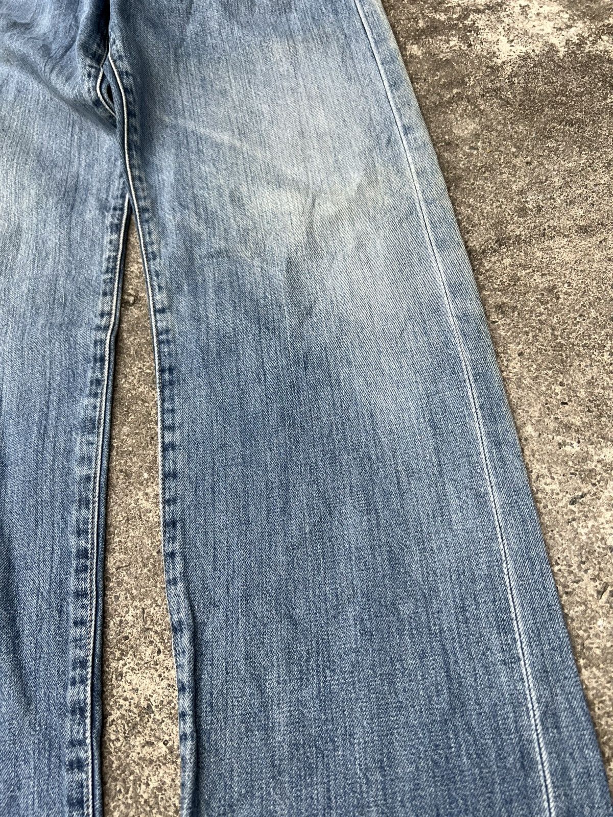 Levi's Vintage 90’s Levi’s 551Z Big E Selvedge Faded Jean Size US 30 / EU 46 - 9 Thumbnail