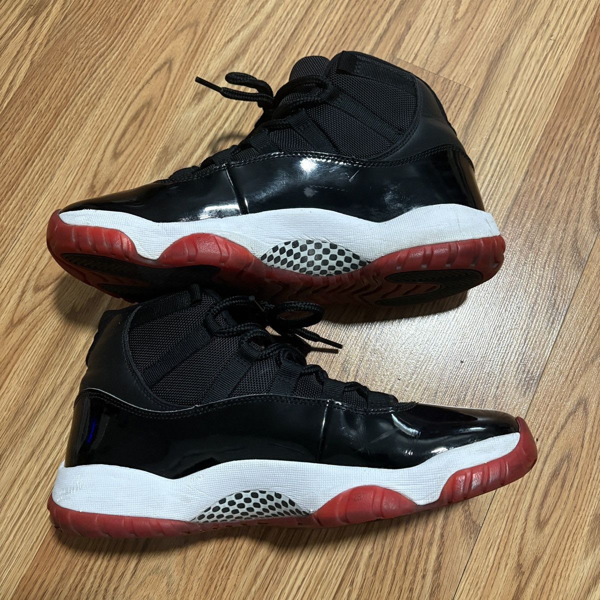 Jordan Brand Jordan 11 Retro Playoff Bred (2019) Size US 10 / EU 43 - 3 Thumbnail
