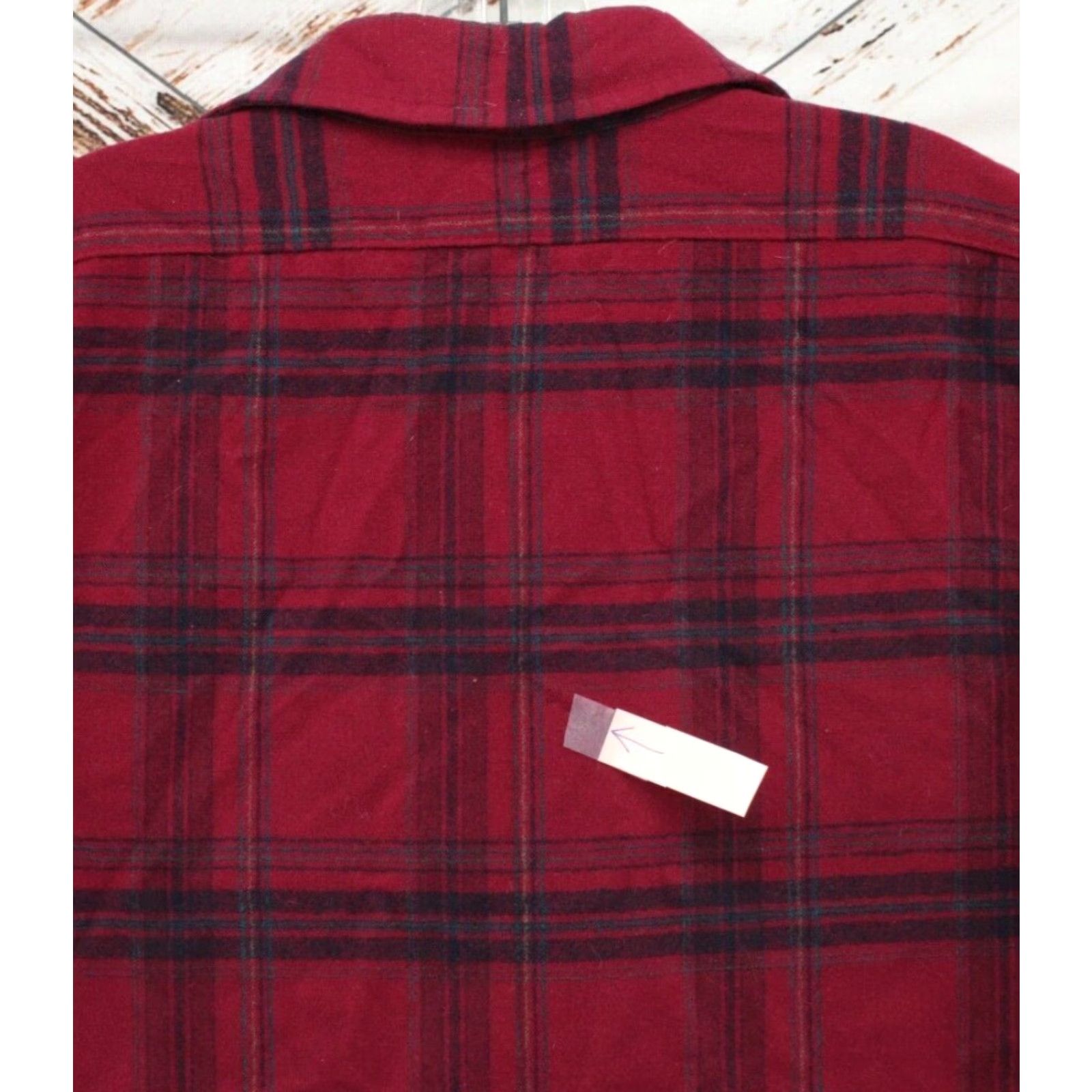 Pendleton VTG Pendleton Shirt Men’s Medium Red Plaid Long Sleeve 100% Wool USA Button-Up Casual, Workwear, Fall, Winter, Spring Mens Size US M / EU 48-50 / 2 - 2 Thumbnail