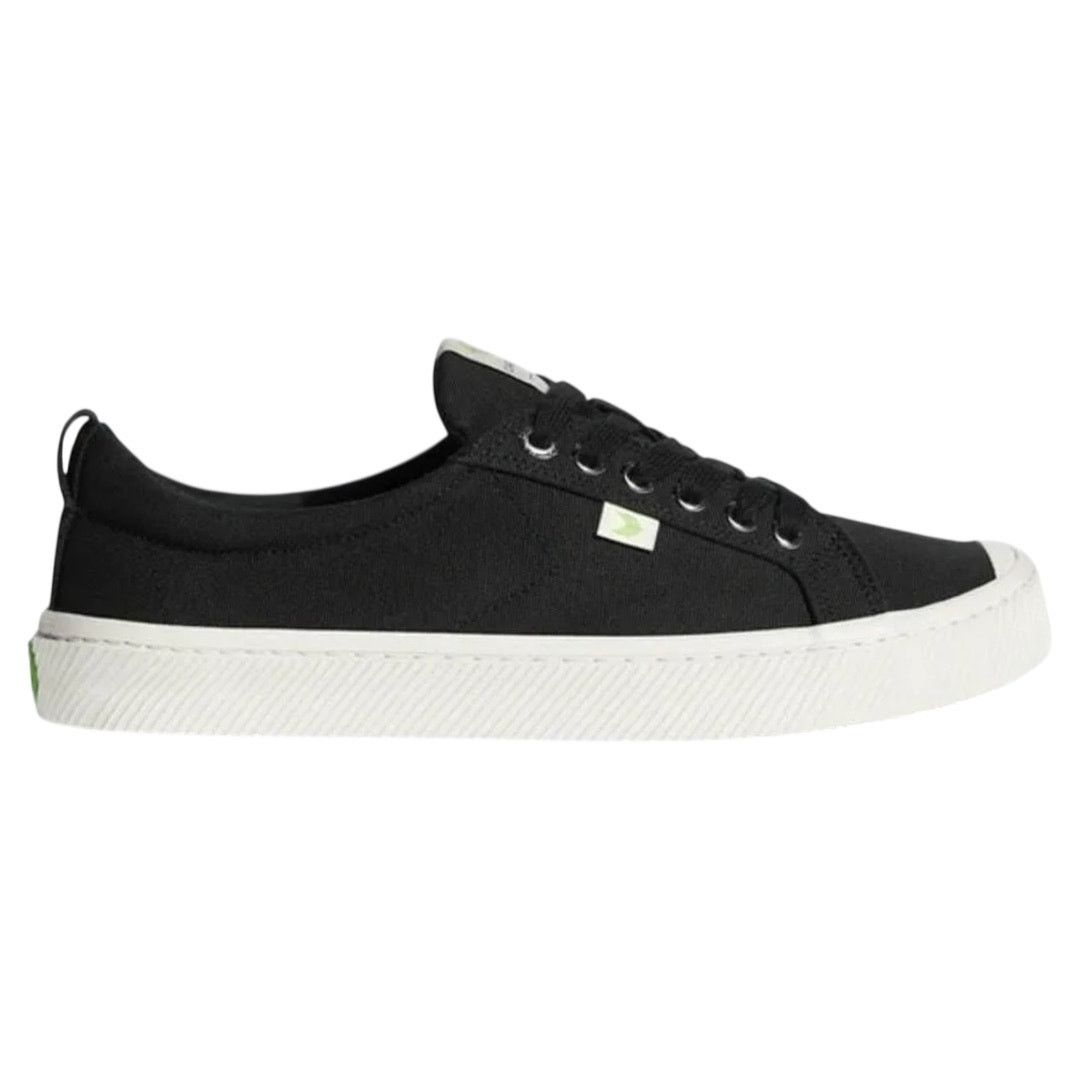 Cariuma OCA Low Sneaker Organic Cotton Canvas Black W9 M7.5