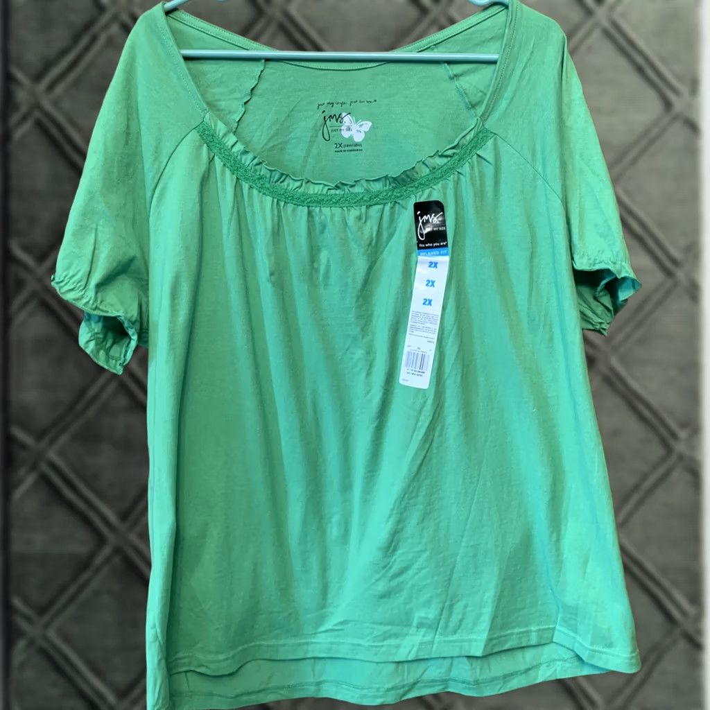 Vintage JMS Shirt Plus 2X Green Knit Short Sleeve Round Neck Ruffle Cotton NWT 775 Womens Size XXL / US 16-18 / IT 52-54 - 1 Thumbnail