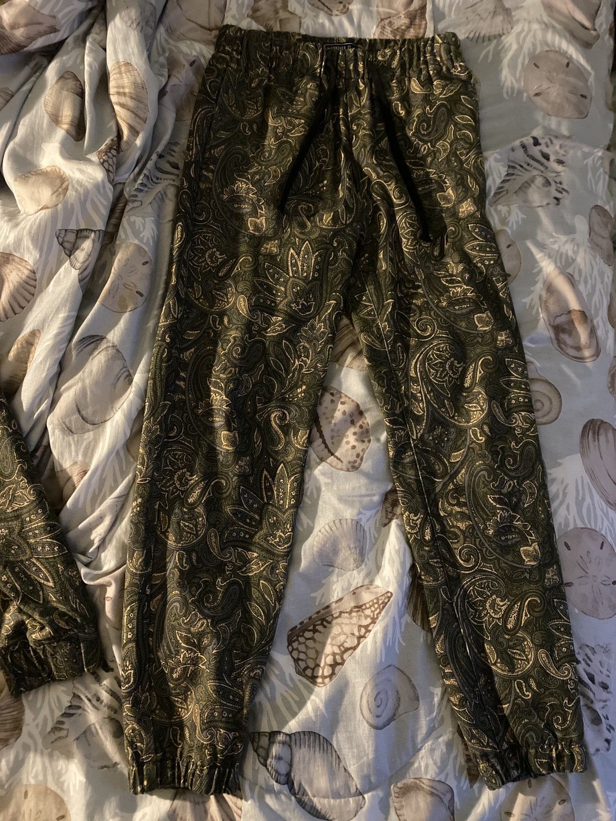 image of Forever 21 Paisley Denim Cargos in Green, Men's (Size 32)