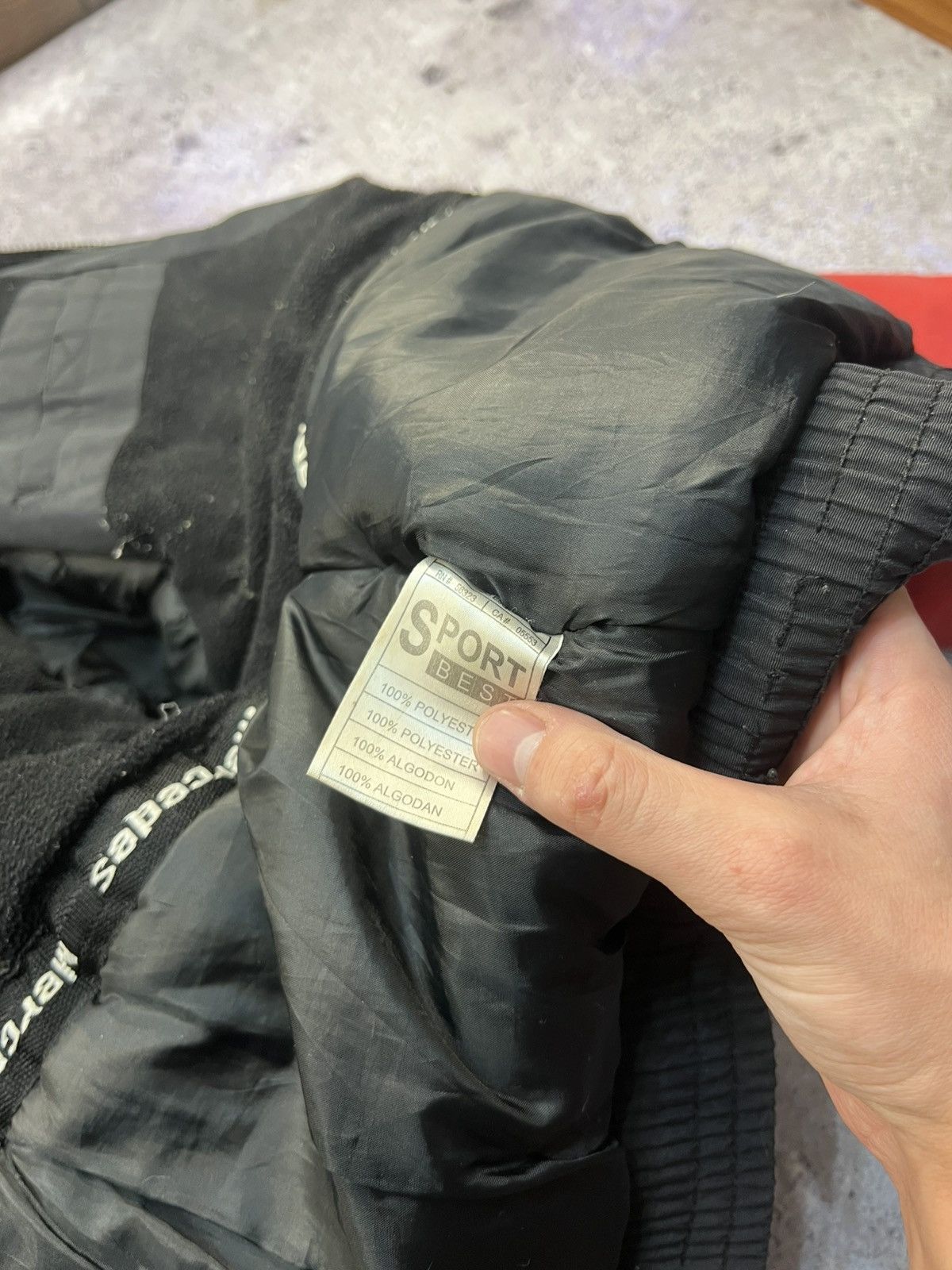 Ferrari Malboro mercedes bens red bull racing formula 1 jacket Size US M / EU 48-50 / 2 - 14 Thumbnail