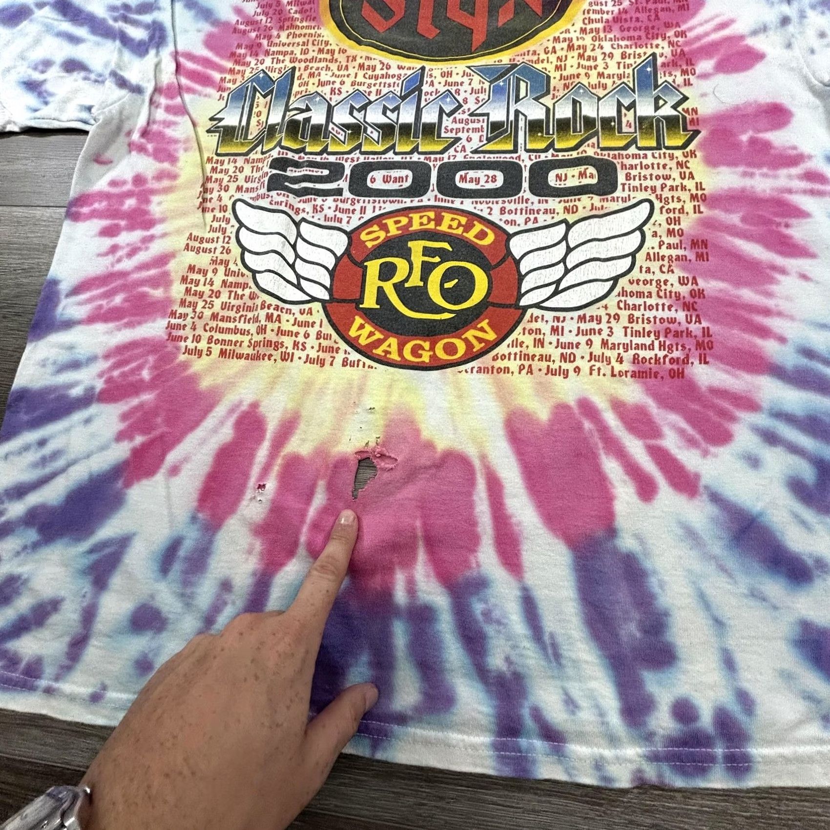 Hanes VINTAGE Styx REO Speedwagon Shirt Mens L Tie Dye Rock Band Tour 2000s Thrashed Size US L / EU 52-54 / 3 - 8 Thumbnail