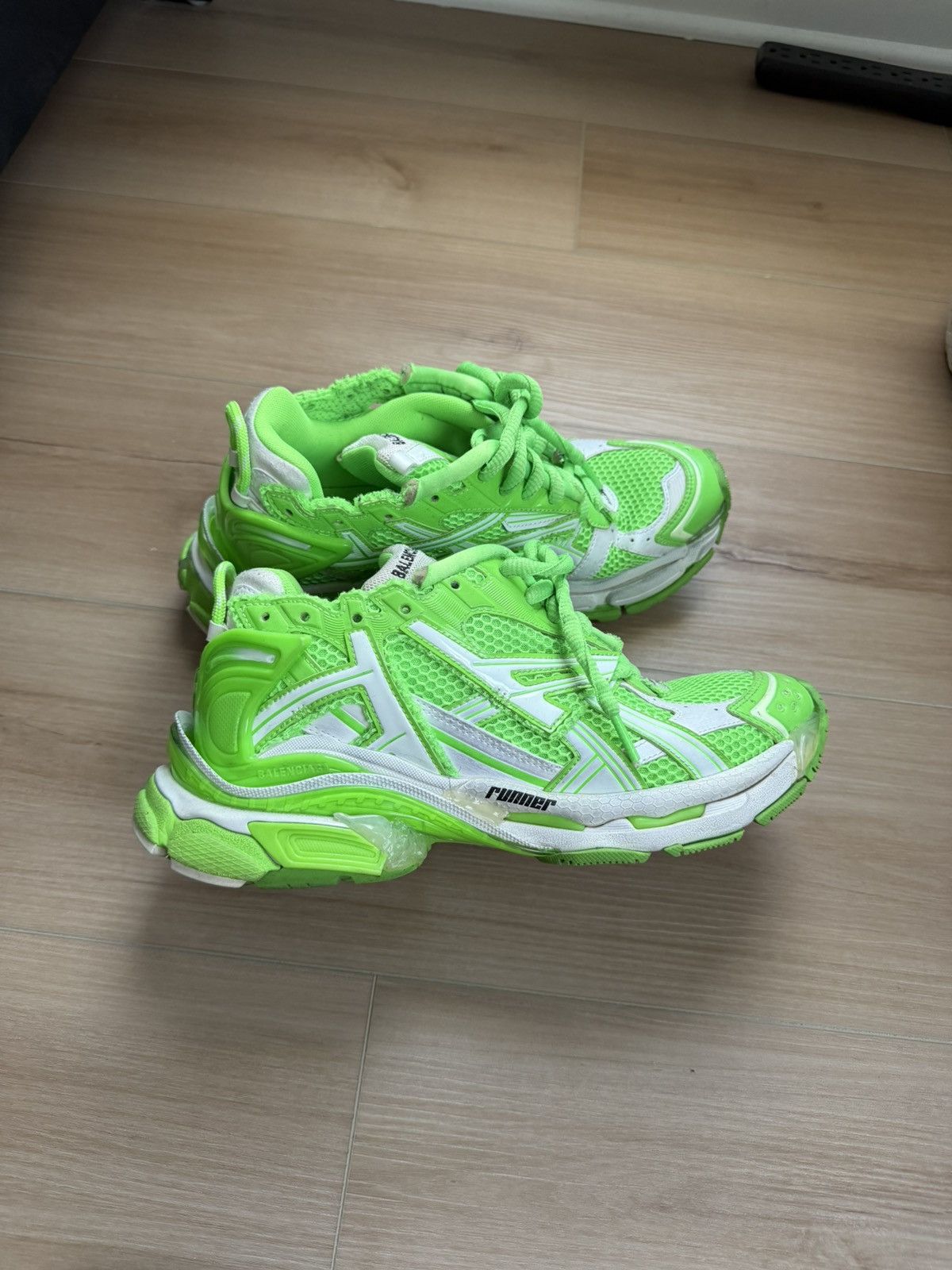 Balenciaga Balenciaga runner sneakers/shoes green Size US 8.5 / EU 41-42 - 3 Thumbnail