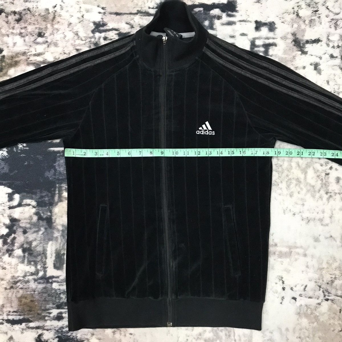 Adidas × Vintage Vintage Y2k Adidas Small Logo Velvet Sweater Size US S / EU 44-46 / 1 - 12 Thumbnail