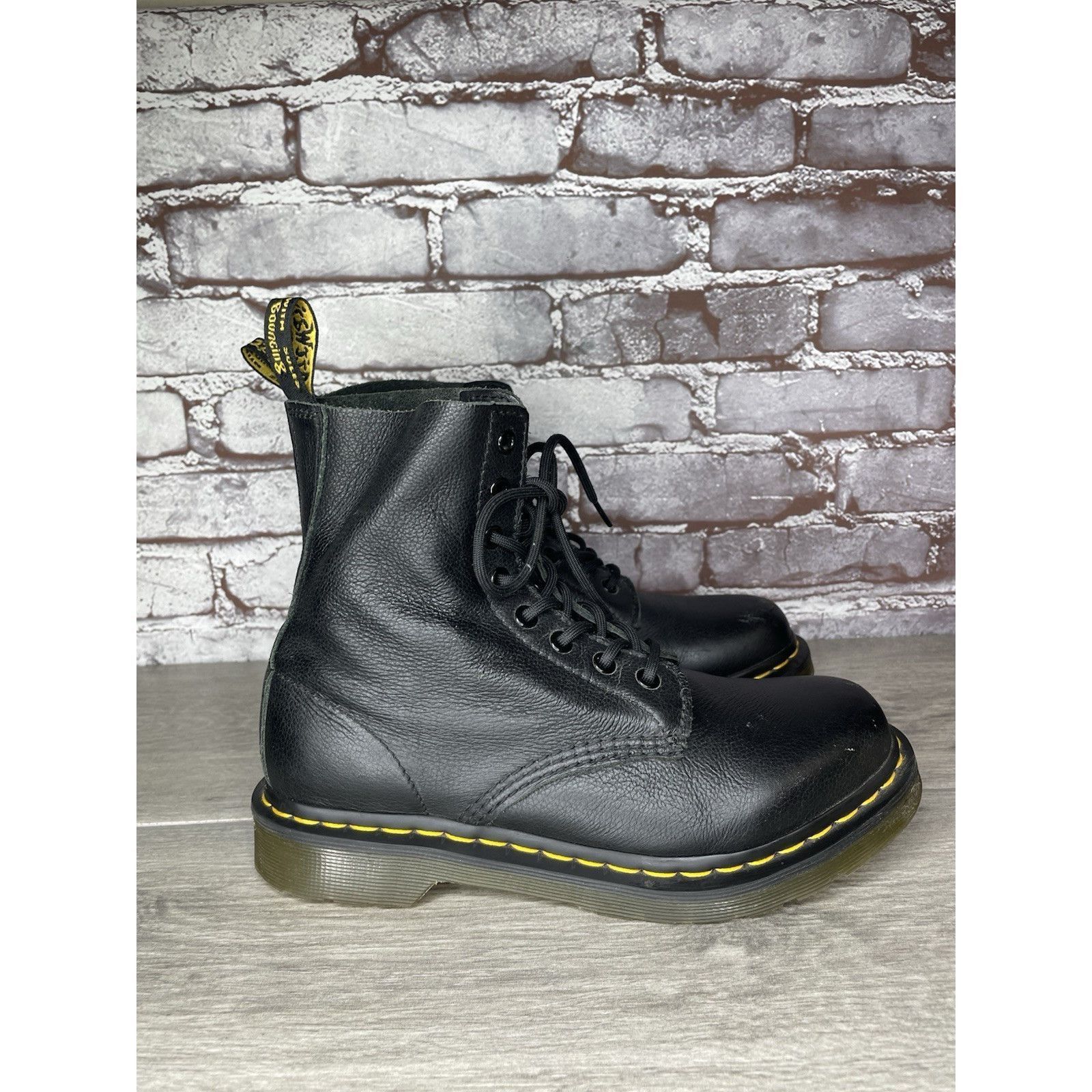 Dr. Martens Doc Martens Pascal 1460 Black Leather Lace Up Combat Boots W Size US 8 / IT 38 - 18 Thumbnail