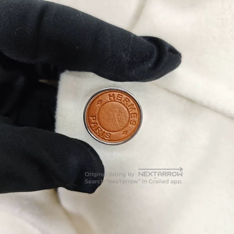 Hermes Hermes Cream White Leather Buckle Double-Sided Cashmere Co Size XS / US 0-2 / IT 36-38 - 7 Thumbnail