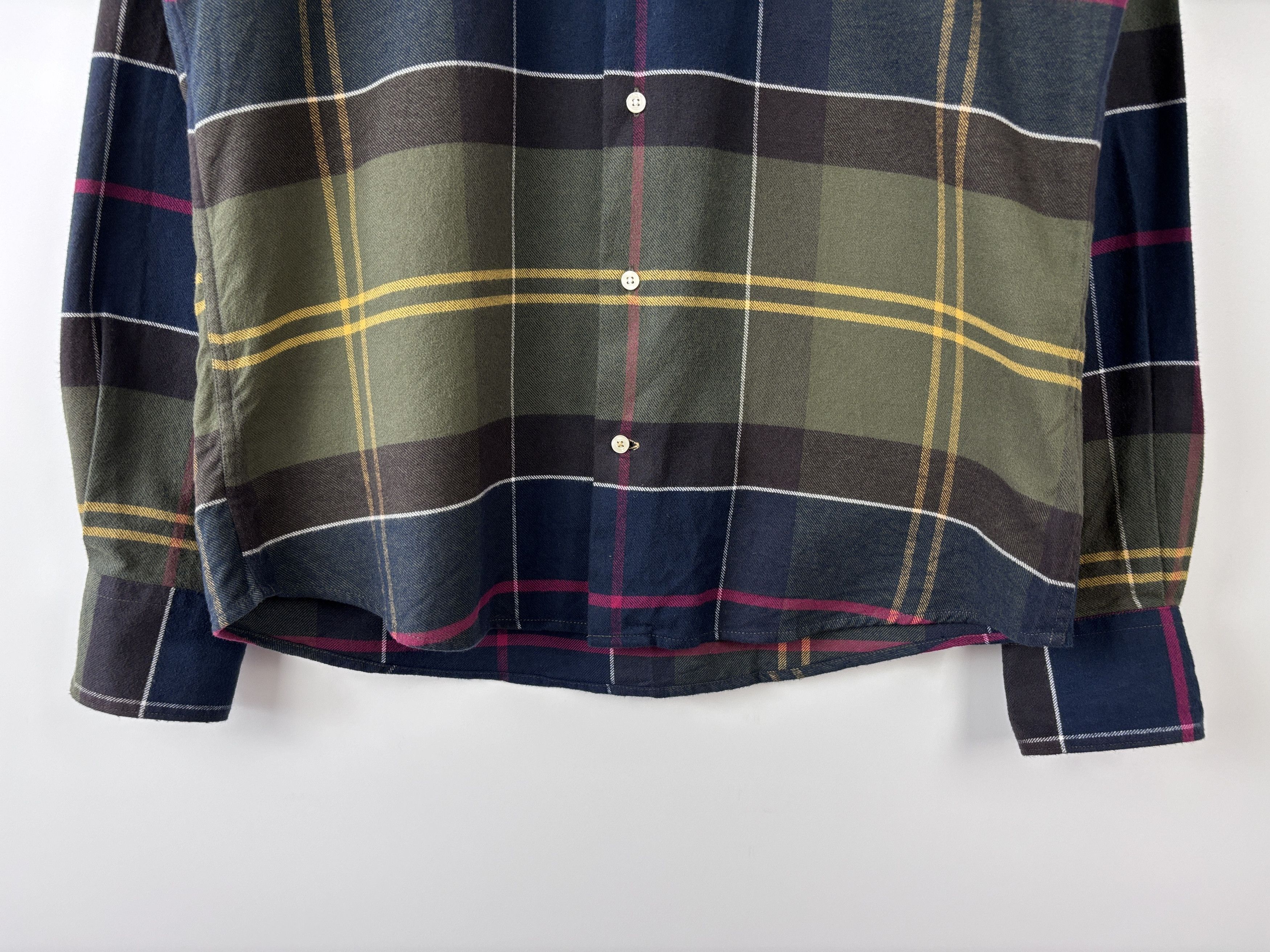 Barbour Barbour Flannel Button Down Plaid Shirt Tailored Fit Blue M Size US M / EU 48-50 / 2 - 3 Thumbnail