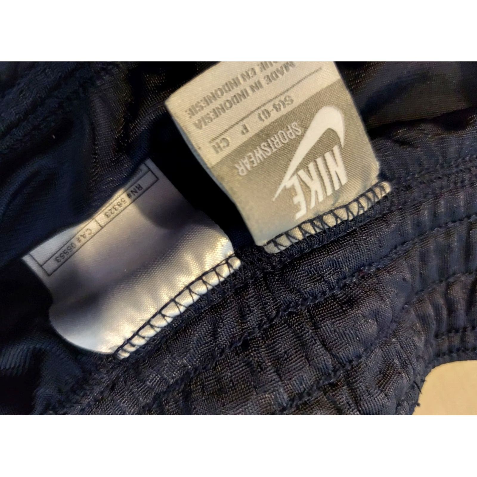Nike VINTAGE? Nike Shorts Womens S Small Black Athletic Gy m Workout Size 28" / US 6 / IT 42 - 4 Thumbnail
