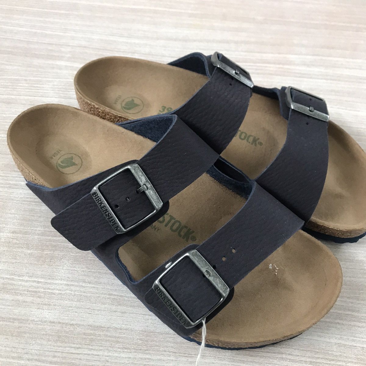 Birkenstock × Genuine Leather Birkenstock Birkenstock Arizona Suede 1023116 Men’s Slides Size US 6 / EU 39 - 5 Thumbnail