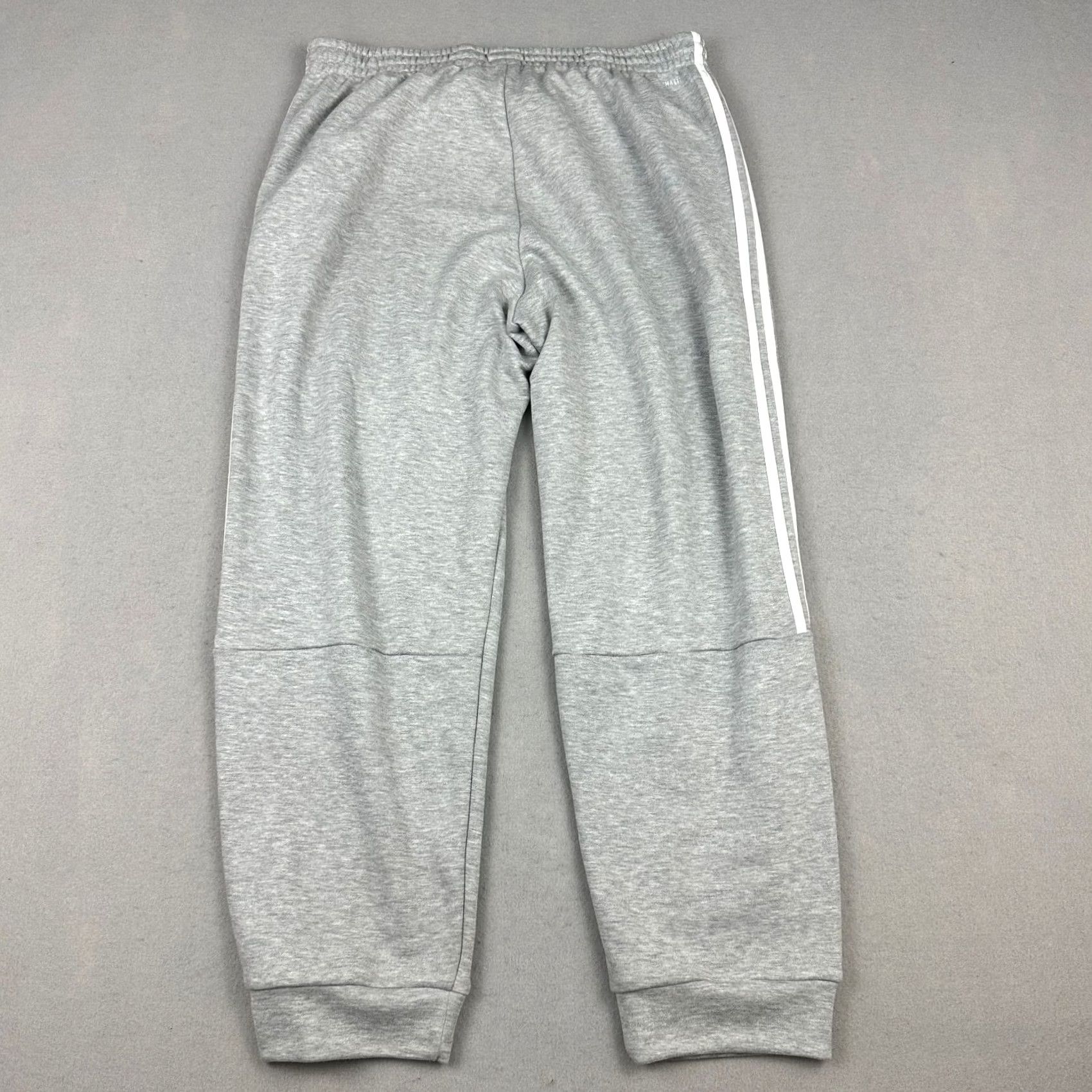 Adidas Adidas Pants XL Gray Solid Jogger Sweatpants Drawstring Pockets Men's Regular Inseam 28in Athletic Sports Size US 35 - 4 Thumbnail