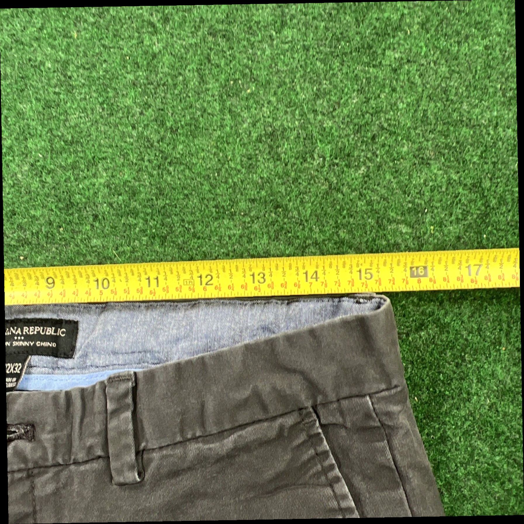 Banana Republic Banana Republic Mens Fulton Skinny Chino Pants Gray- 32 x 32 Inseam Measures 30 Size US 32 / EU 48 - 8 Thumbnail