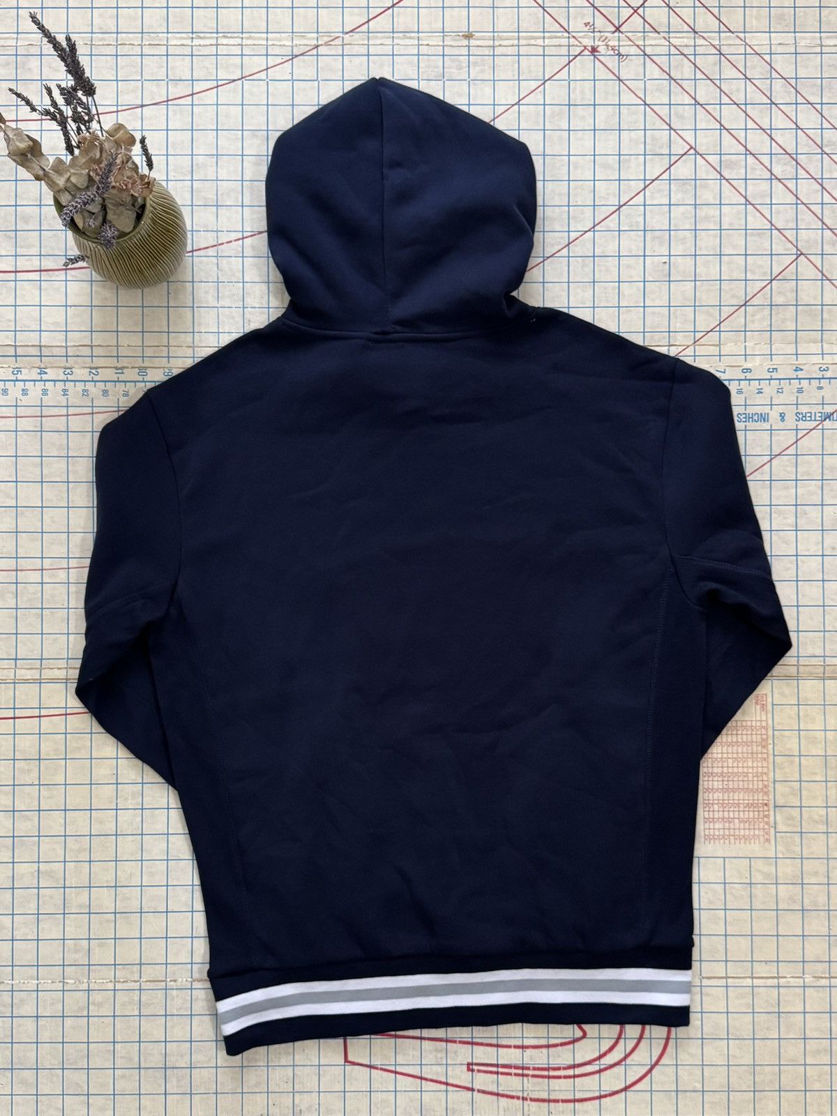 NFL NWOT NFL Team Apparel Dallas Cowboys Hoodie Size Medium Flaw Size US M / EU 48-50 / 2 - 9 Thumbnail