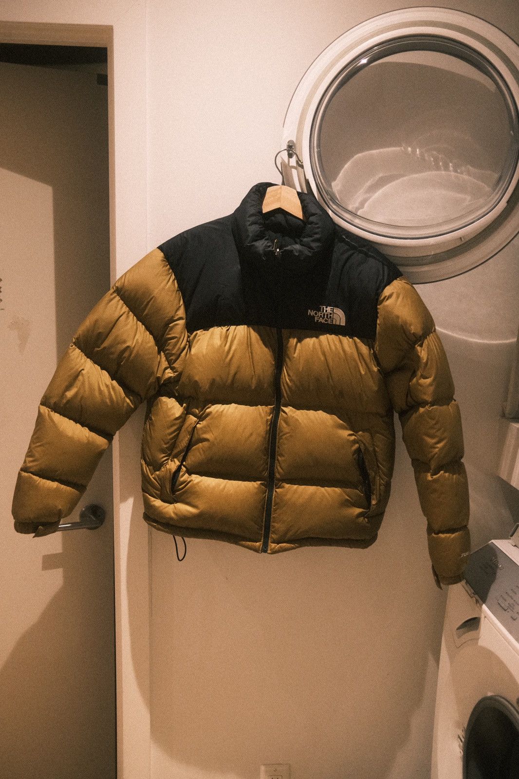 The North Face 1996 Retro Nuptse yellow/brown Jacket Size US M / EU 48-50 / 2 - 1 Thumbnail