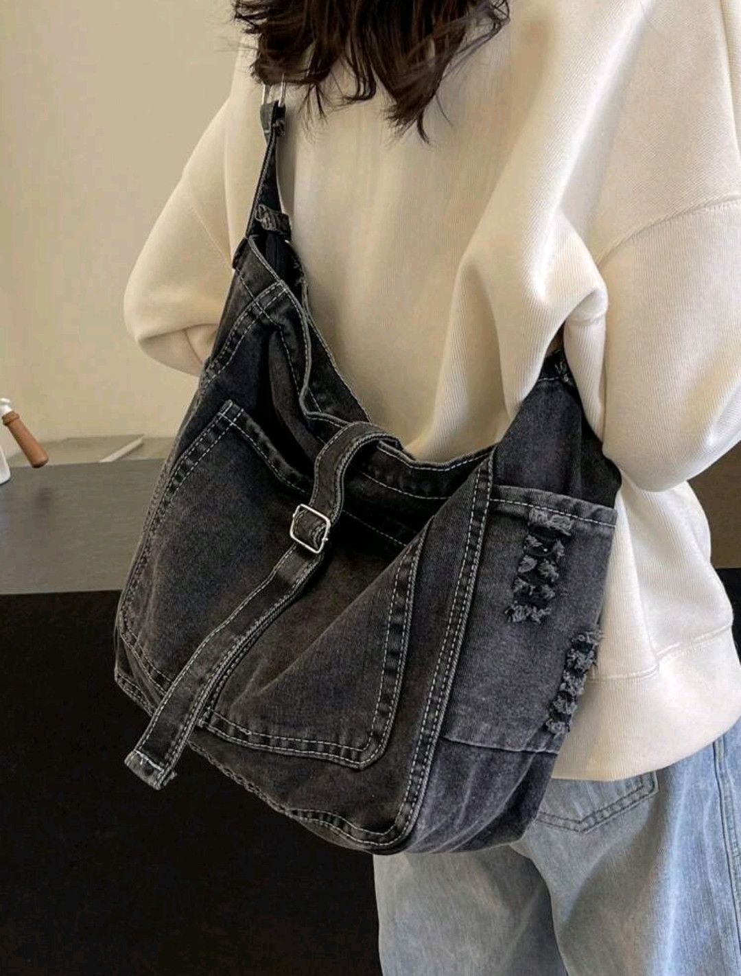 Japanese Brand × Vintage Casual Retro Crossbody Cloth Shoulder Bag sh Size ONE SIZE - 2 Thumbnail
