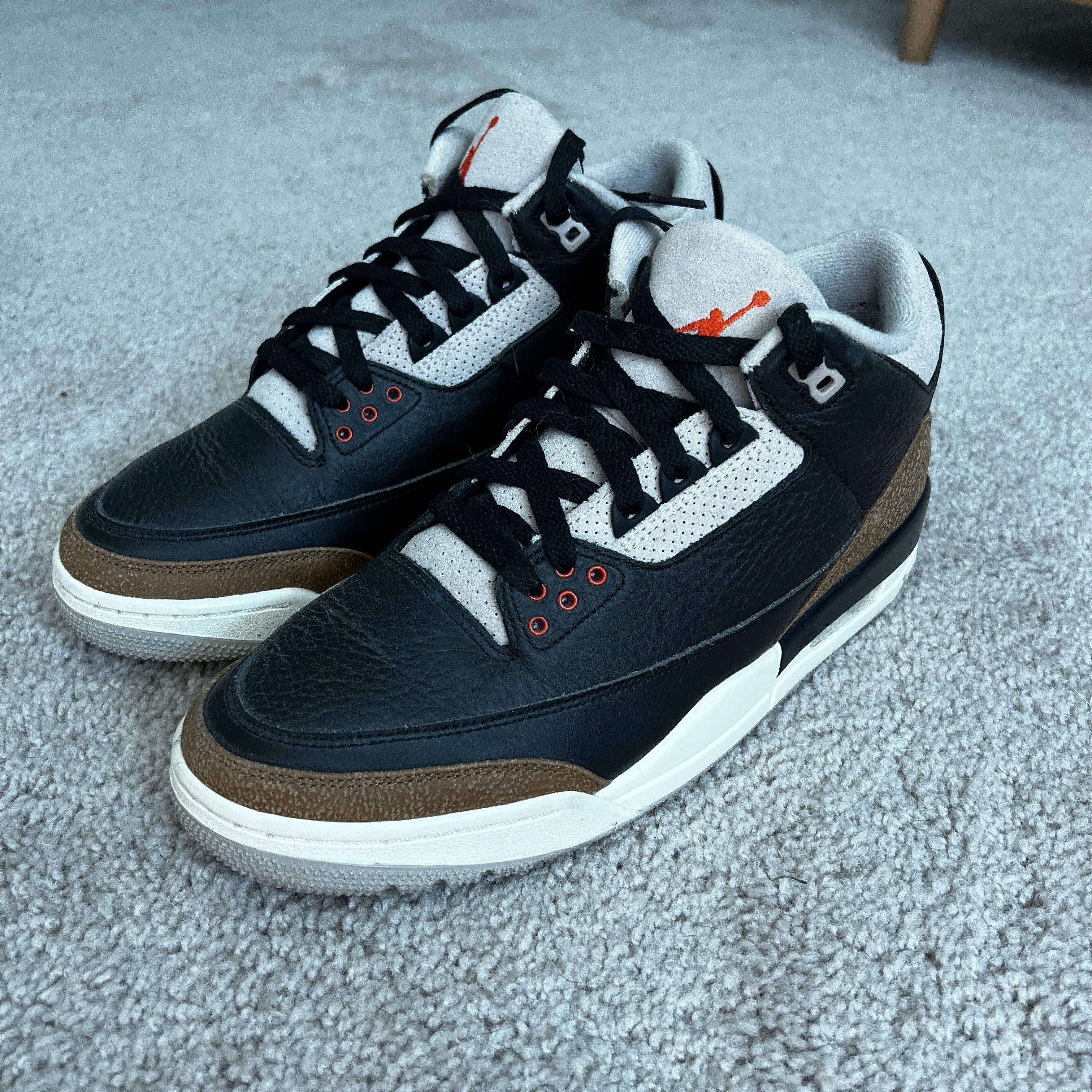 Jordan Brand Air Jordan 3 Retro "Desert Elephant" Size US 10 / EU 43 - 3 Thumbnail