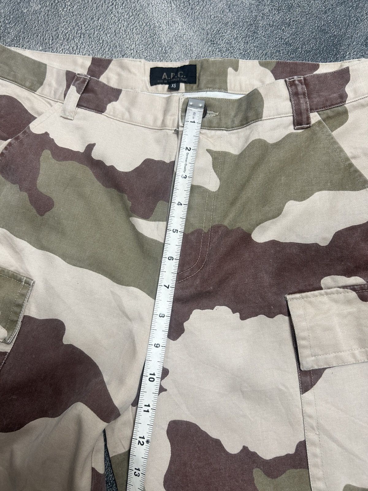 A.P.C. A.P.C Short Pants Size US 30 / EU 46 - 11 Thumbnail