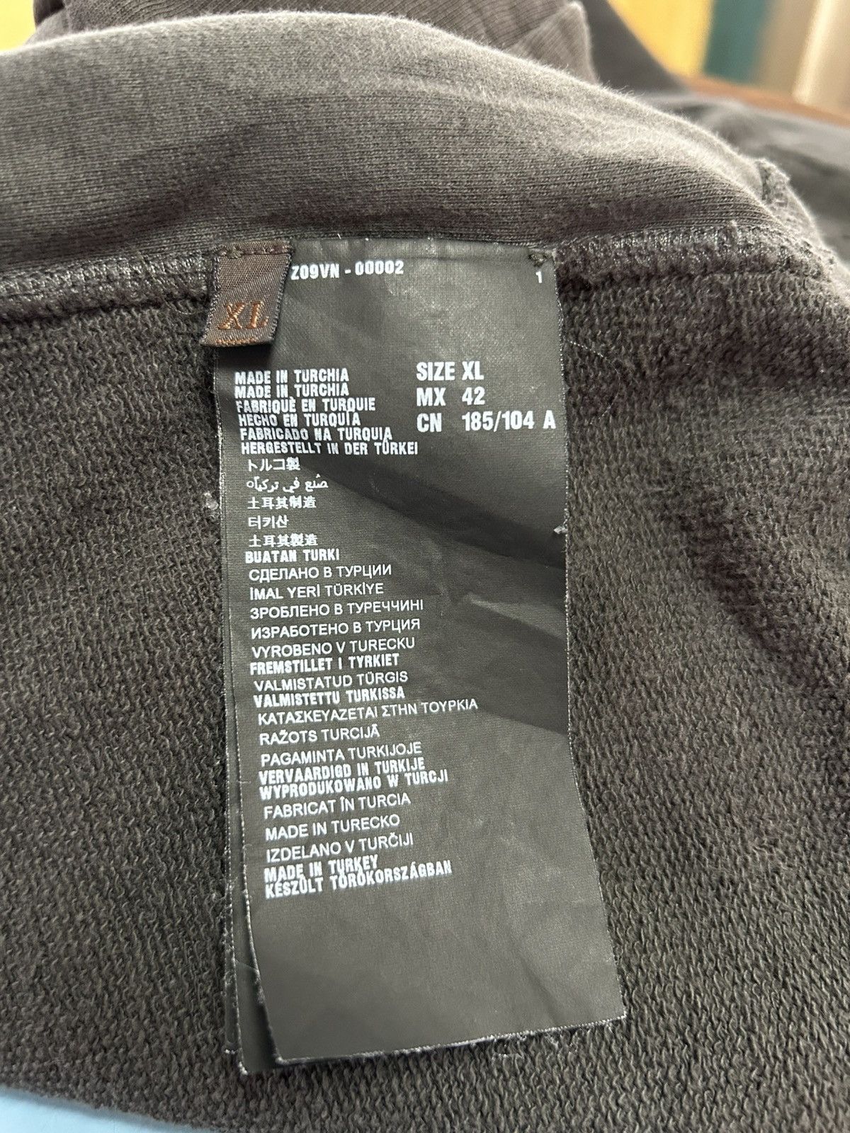 Prada Prada Red Tab Pull Over Hoodie Size US XL / EU 56 / 4 - 8 Thumbnail