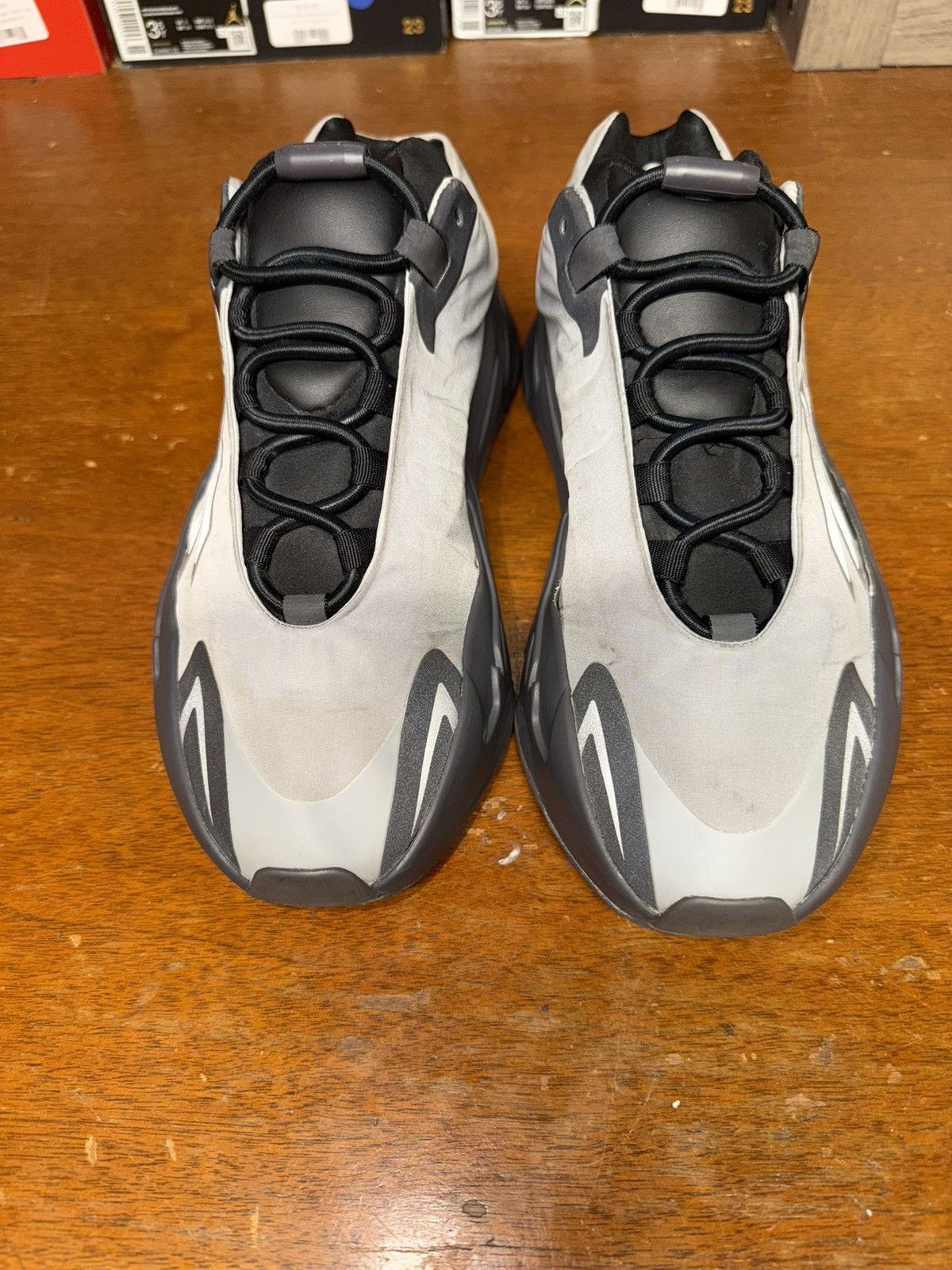 Adidas Yeezy Boost 700 MNVN Metallic size 9.5 Size US 9.5 / EU 42-43 - 4 Thumbnail