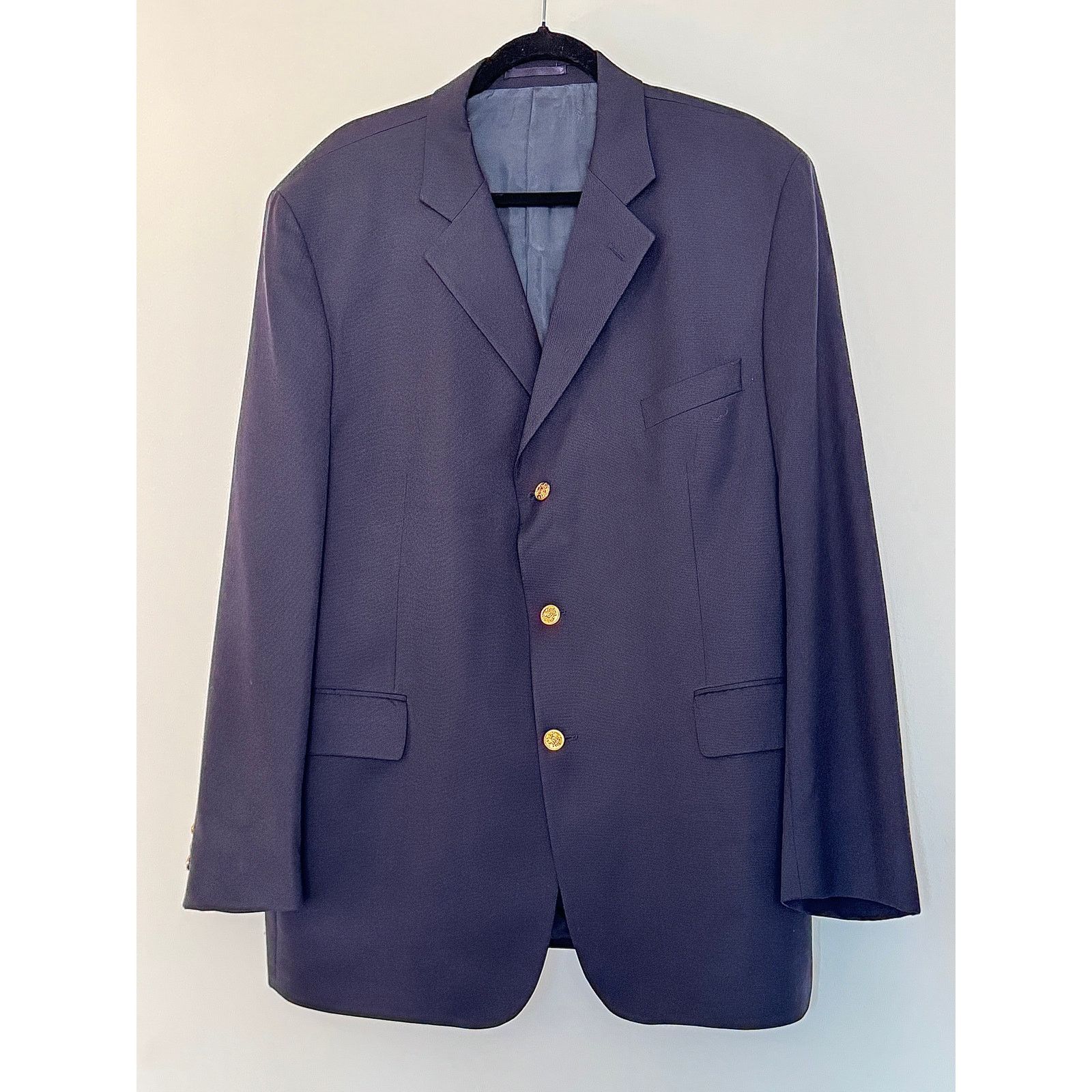 Yves Saint Laurent Vintage YSL Men's Navy Wool Gold-Button Blazer Size US S / EU 44-46 / 1 - 1 Thumbnail