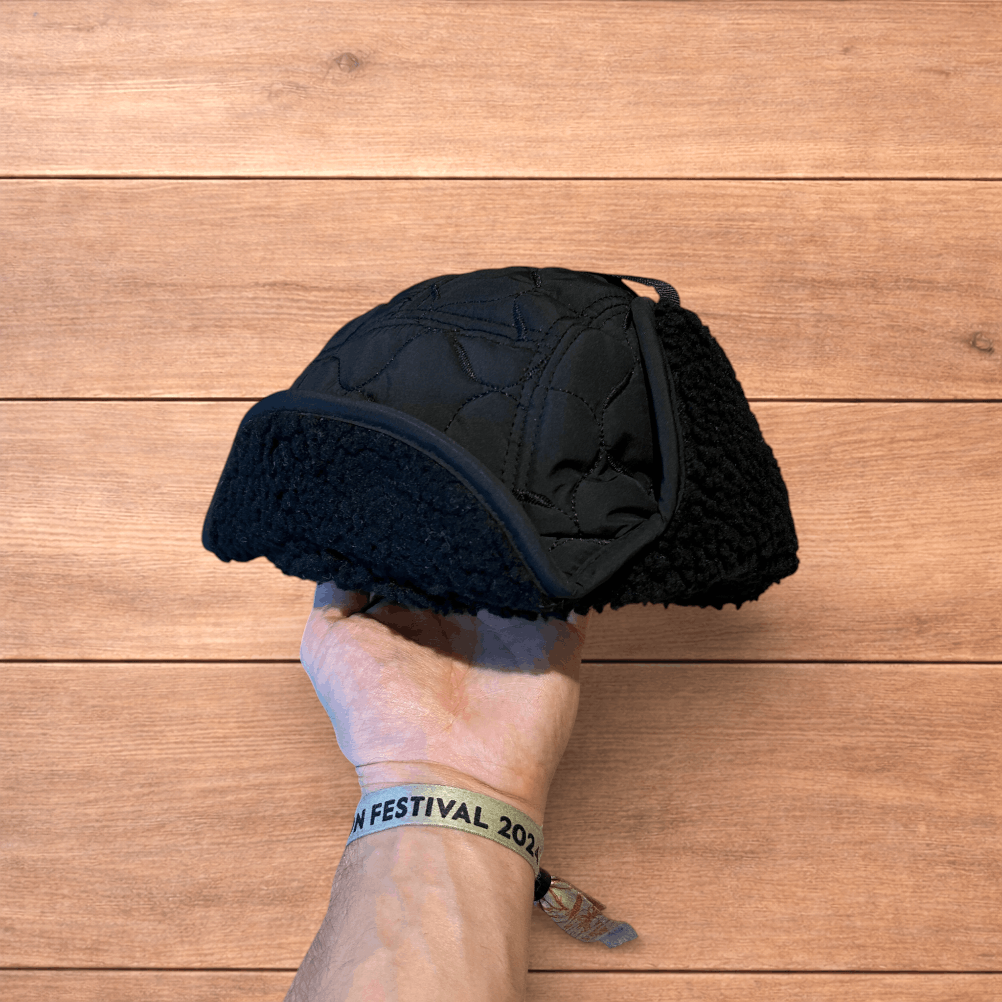 Japanese Brand Russian Trapper Korean padded fluffy hat cap in black. Size ONE SIZE - 3 Thumbnail