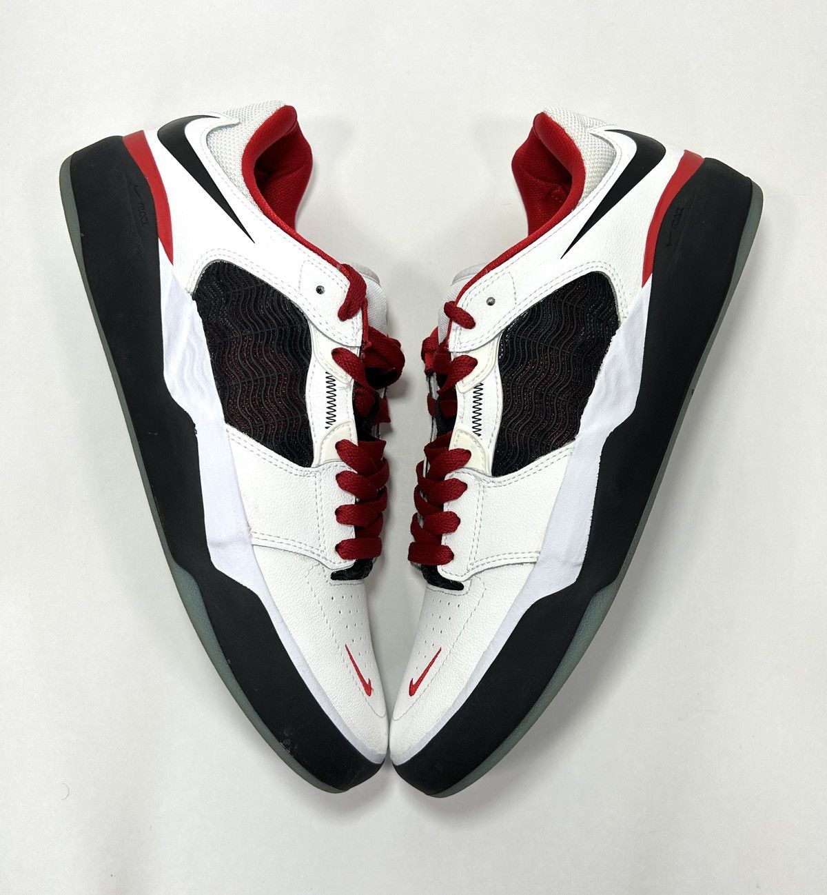 Nike Nike SB Ishod Wair Premium ‘Chicago’ Shoes Size: 11 M Size US 11 / EU 44 - 2 Thumbnail