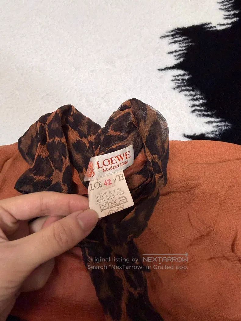 Loewe Loewe 100% Silk 90s Leopard Pattern Dirty Orange Shirt Size M / US 6-8 / IT 42-44 - 4 Thumbnail