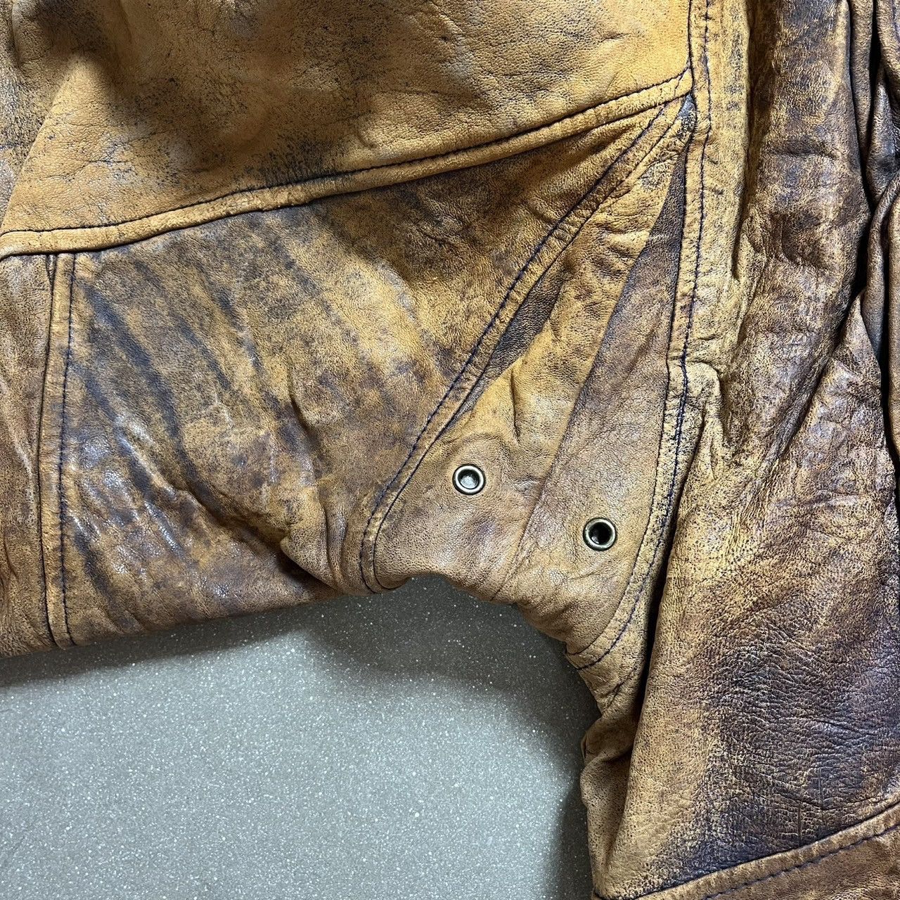 Leather B Spare Leather Jacket Size US L / EU 52-54 / 3 - 14 Thumbnail