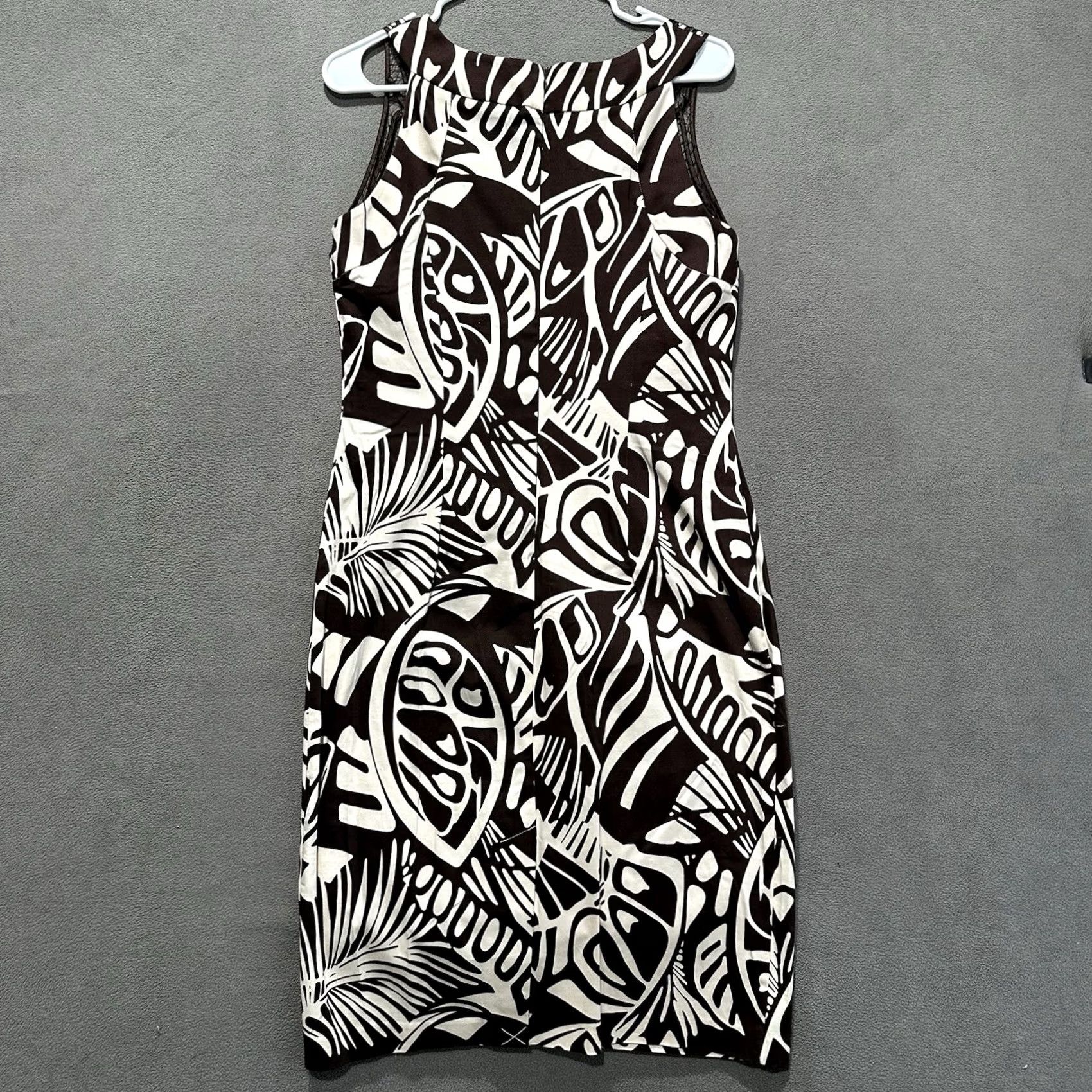 Vintage Danny & Nicole Midi Shift Dress Womens 10 Brown & Beige Floral Tropical Leaves EUC Size L / US 10 / IT 46 - 2 Thumbnail